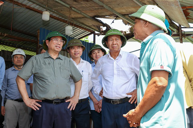 Chủ nhật, Thủ tướng vẫn đi thị sát các bệnh viện ngàn tỉ đắp chiếu - Ảnh 3.