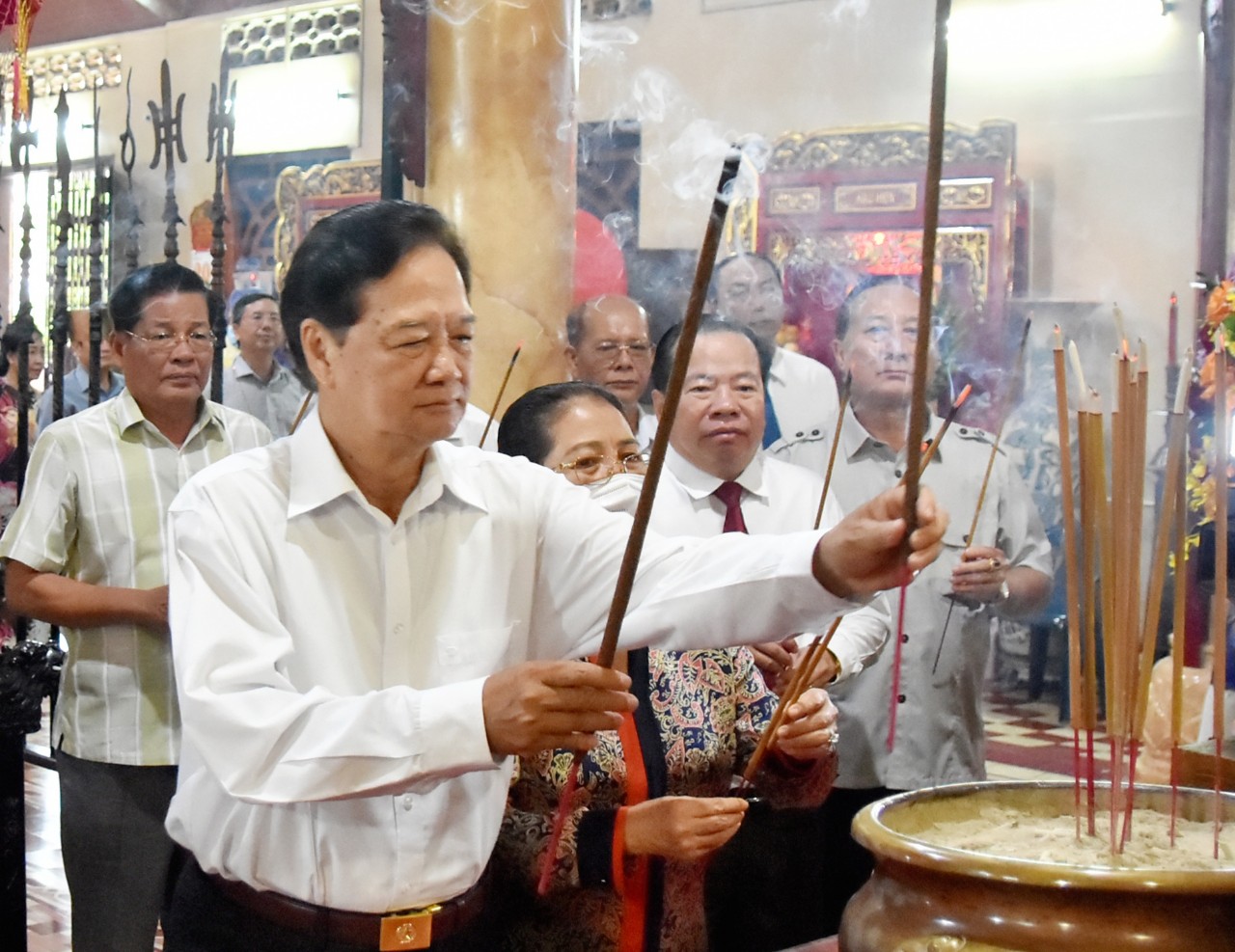 Kiên Giang tổ chức lễ lớn kỷ niệm 154 năm Anh hùng dân tộc Nguyễn Trung Trực hy sinh - Ảnh 1. Kiên Giang tổ chức lễ lớn kỷ niệm 154 năm Anh hùng dân tộc Nguyễn Trung Trực hy sinh - Ảnh 1.