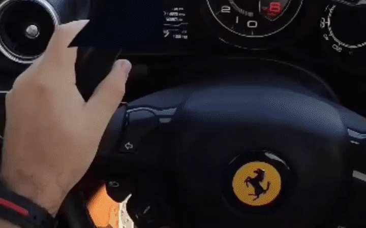 Phượt xuyên 3 quốc gia bằng siêu xe Ferrari: Đi gần 21.000km trong 2 tháng