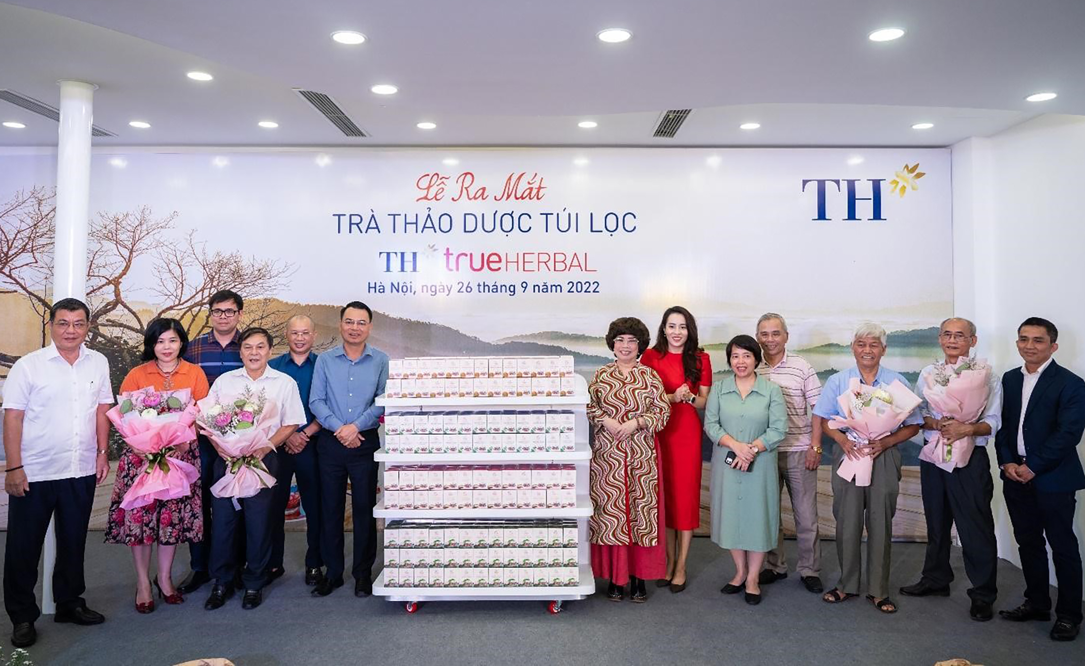 Nâng niu tinh hoa thảo dược ngàn năm, Tập đoàn TH ra mắt trà thảo dược TH true HERBAL - Ảnh 1. Nâng niu tinh hoa thảo dược ngàn năm, Tập đoàn TH ra mắt trà thảo dược TH true HERBAL - Ảnh 1.