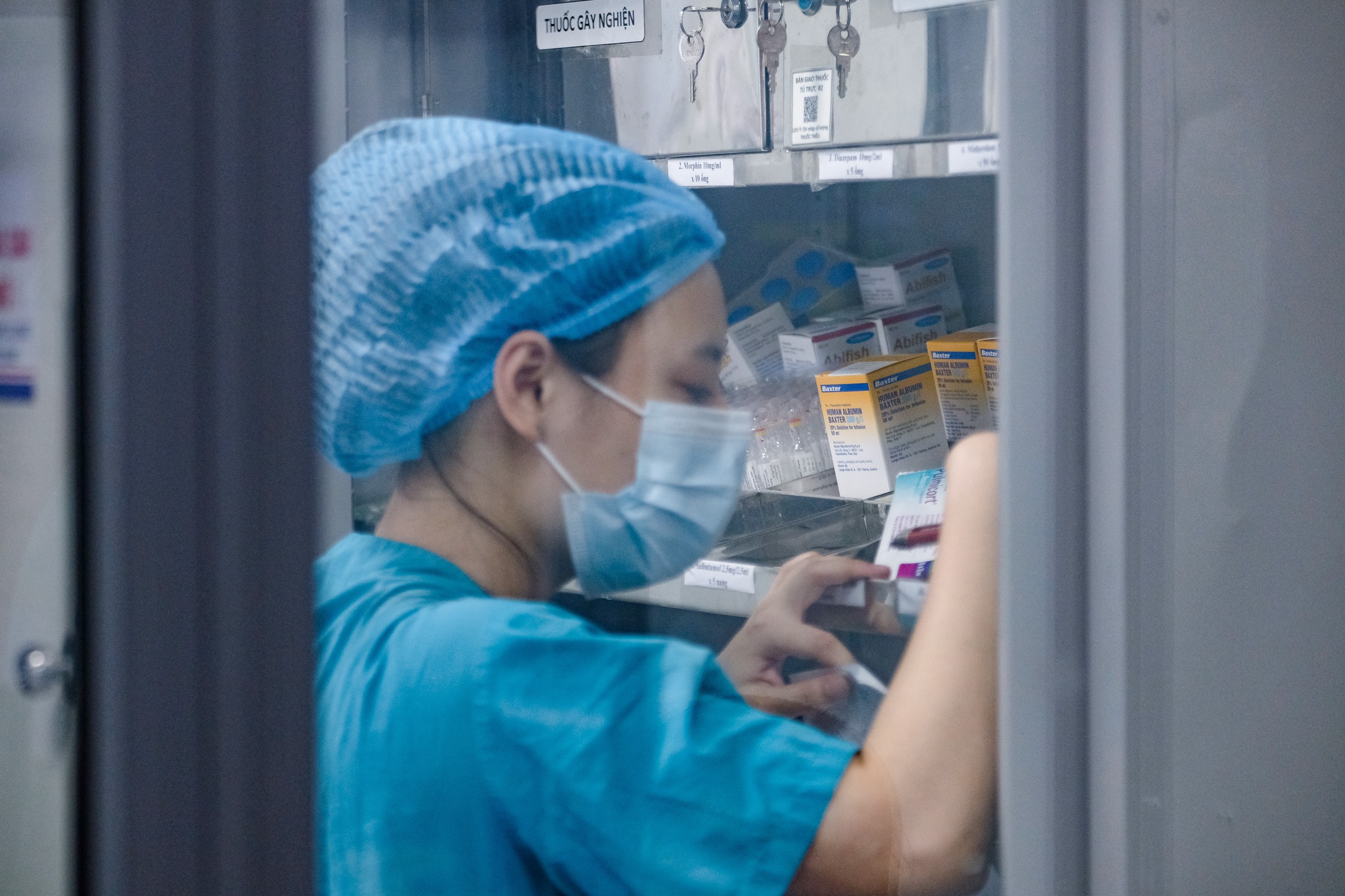 Bộ Y tế kiến nghị kéo dài thời gian gia hạn hiệu lực giấy đăng ký lưu hành thuốc - Ảnh 1.