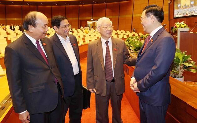Huyện bổ nhiệm sai quy trình, trưởng ban tổ chức huyện ủy phải về lại chức vụ cũ- Ảnh 2. Bộ Chính trị ban hành quy định mới về phân cấp quản lý cán bộ, bổ nhiệm, giới thiệu cán bộ ứng cử