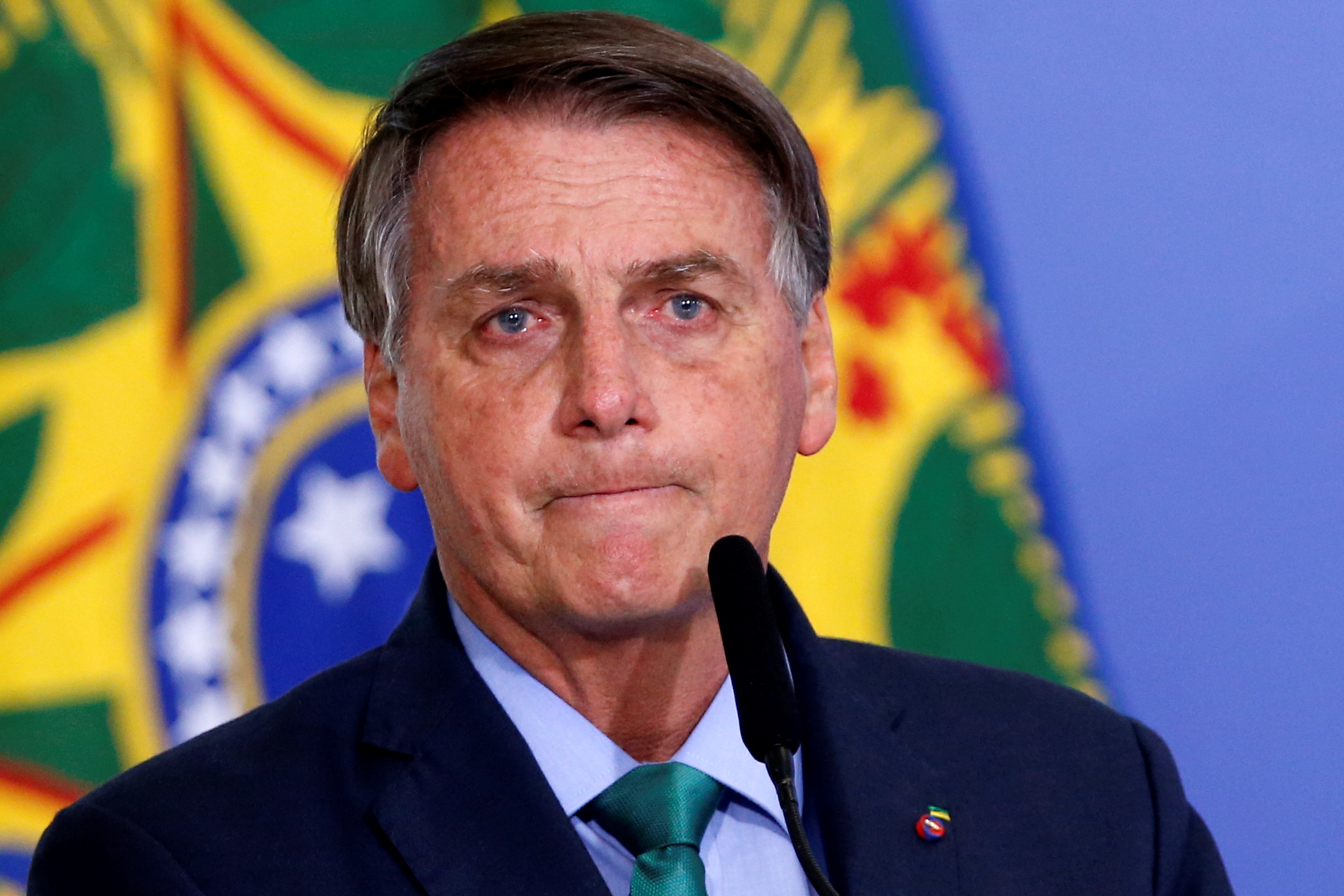 Cựu tổng thống Brazil Bolsonaro bị đau ruột, nhập viện ở Mỹ - Ảnh 1.