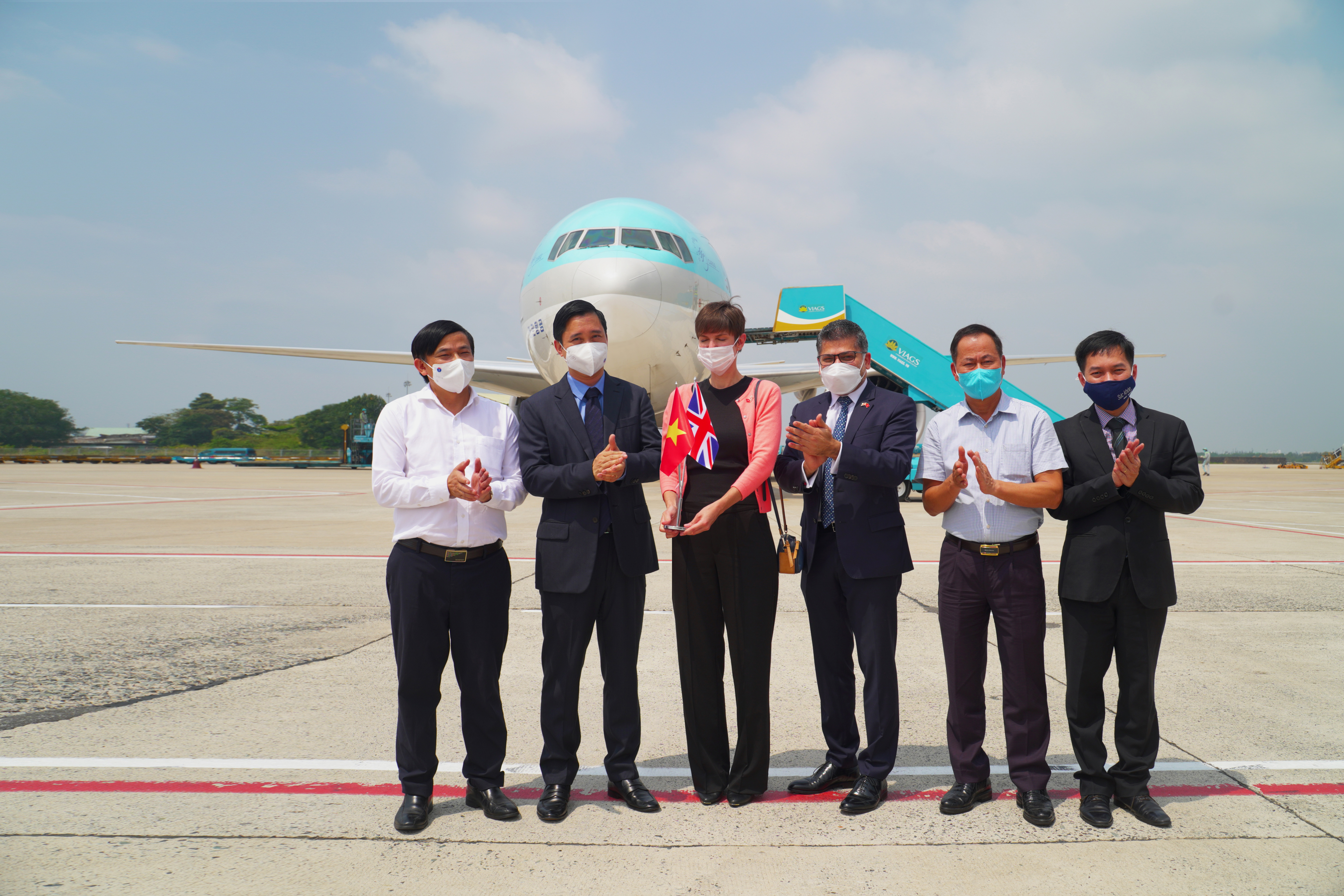 VNVC được vinh danh Công ty Dược uy tín số 1 Việt Nam - Ảnh 3. VNVC được vinh danh Công ty Dược uy tín số 1 Việt Nam - Ảnh 3.