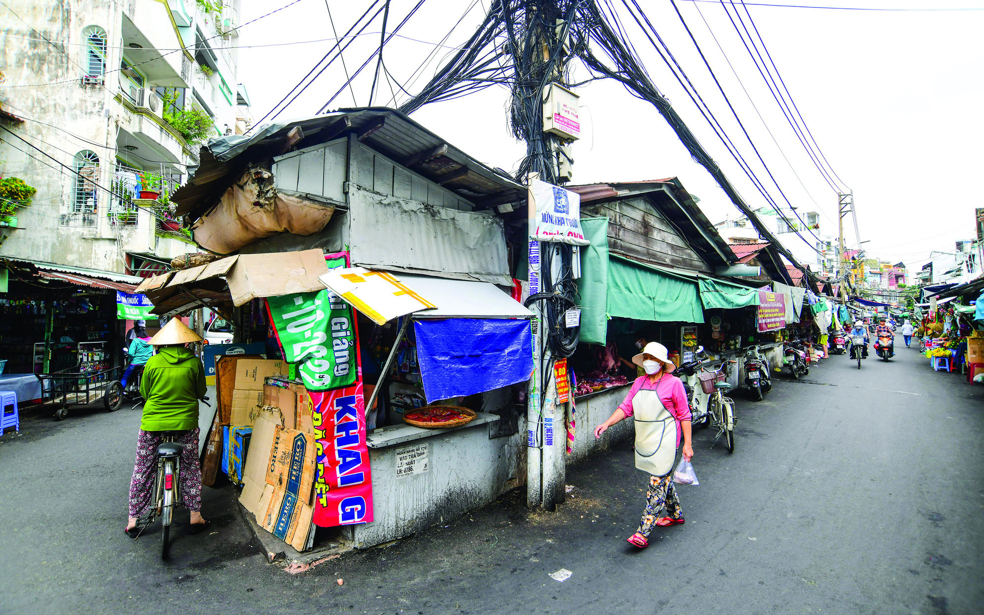Chợ ga thân yêu và ông Mười chủ đất