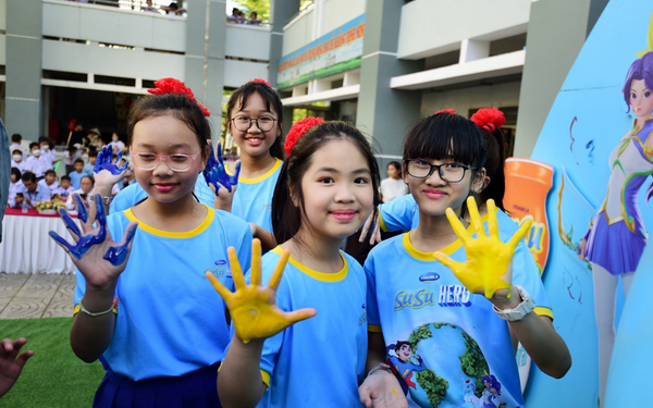 Cùng Vinamilk lan tỏa thông điệp bảo vệ trái đất đến hơn 65.000 học sinh toàn quốc