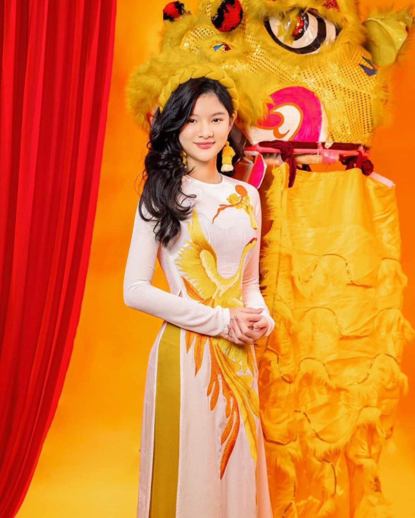 Ảnh vui sao Việt 14-1: Bảo Thy lần đầu khoe rõ mặt con trai - Ảnh 7. Ảnh vui sao Việt 14-1: Bảo Thy lần đầu khoe rõ mặt con trai - Ảnh 7.