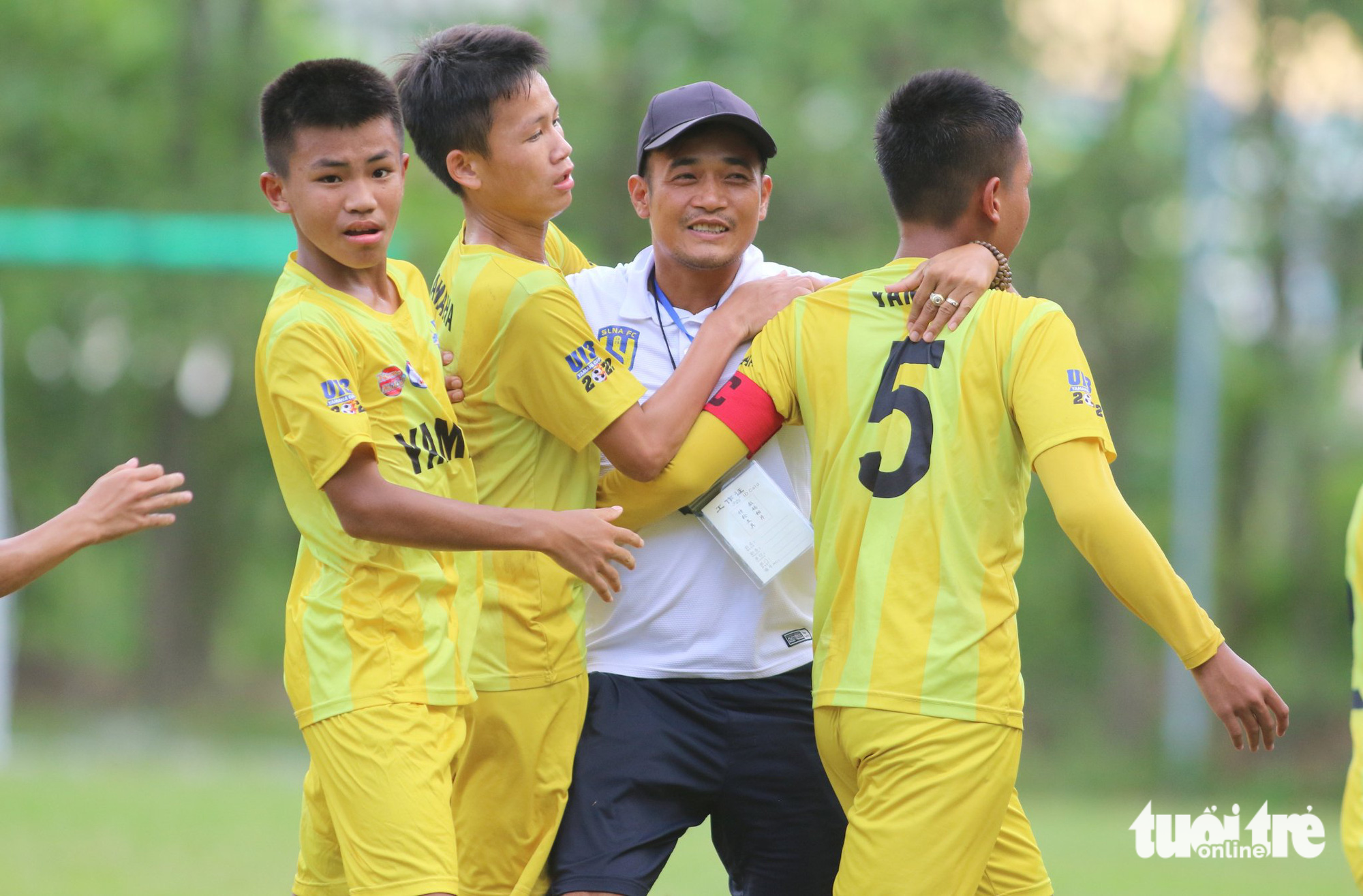 Hơn 200 cầu thủ đội trẻ Sông Lam Nghệ An bị nợ phụ cấp xuyên Tết - Ảnh 1.
