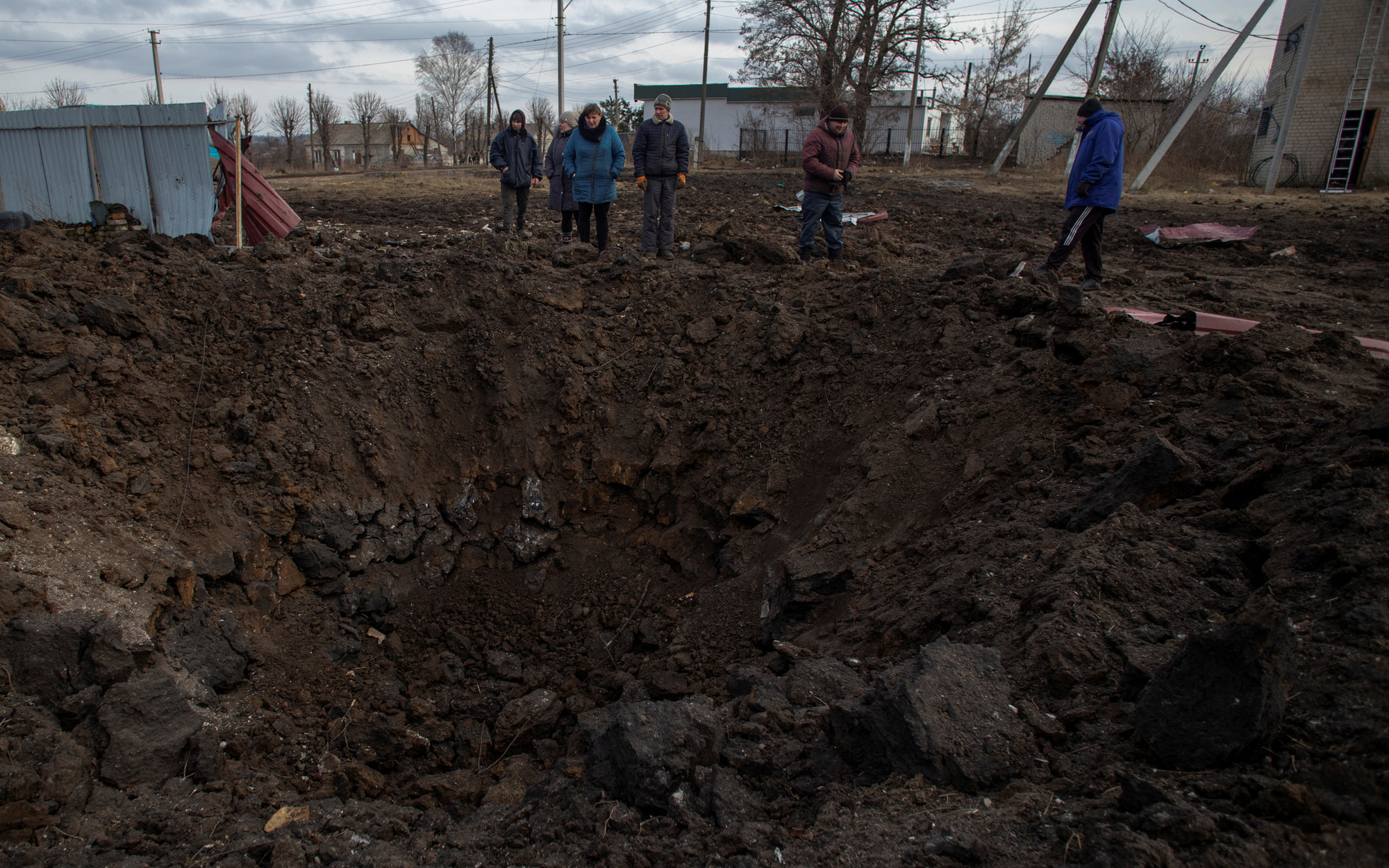 Ukraine: Nga tăng cường pháo kích khu vực Donbass