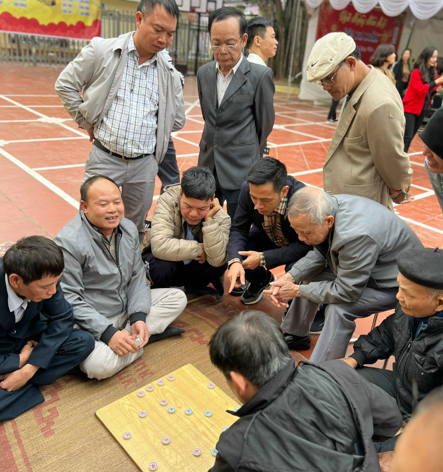 Các tuyển thủ làm gì trong ngày Tết? - Ảnh 2. Các tuyển thủ làm gì trong ngày Tết? - Ảnh 2.