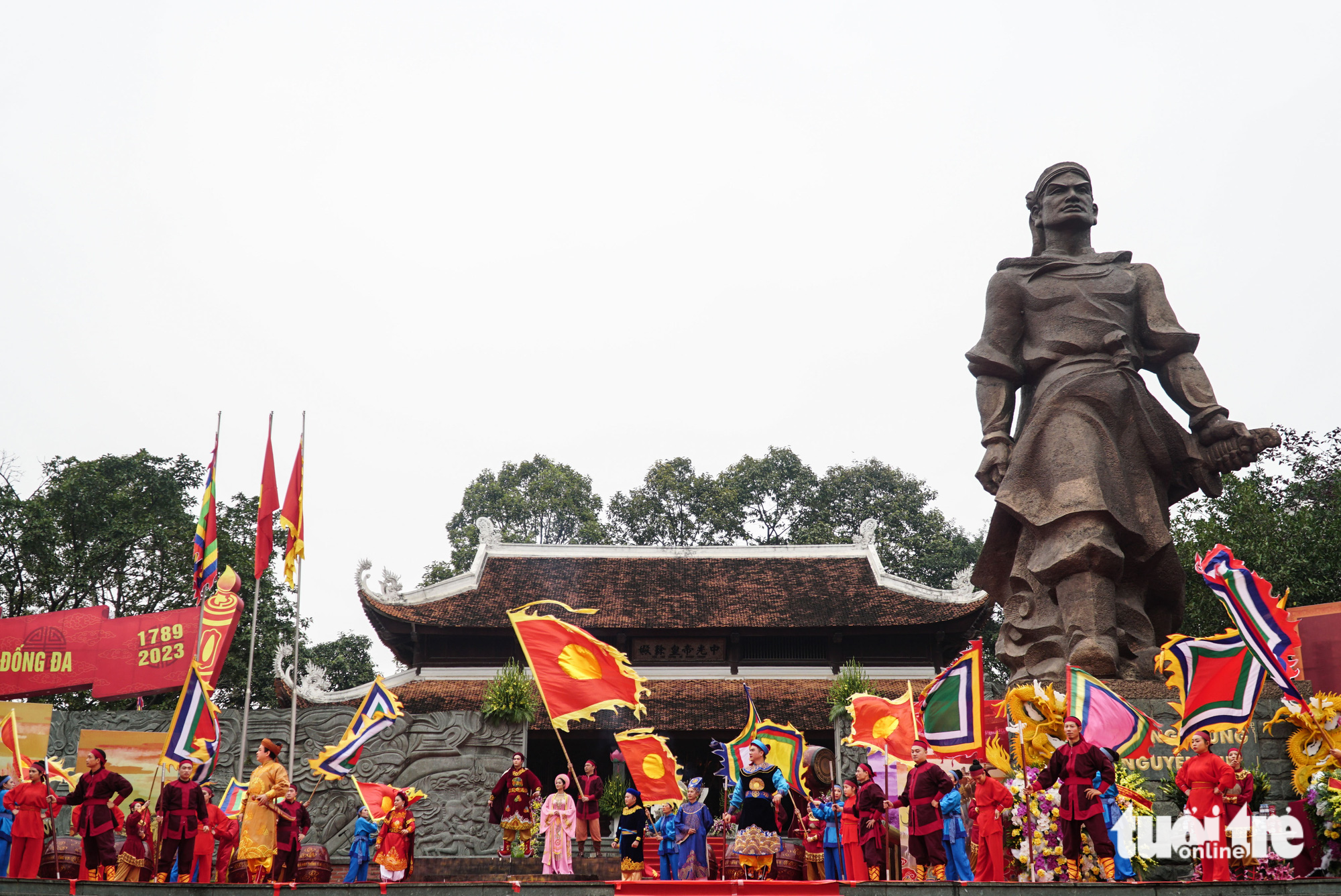 Tái hiện hình ảnh Vua Quang Trung trong lễ hội Đống Đa - Ảnh 3.