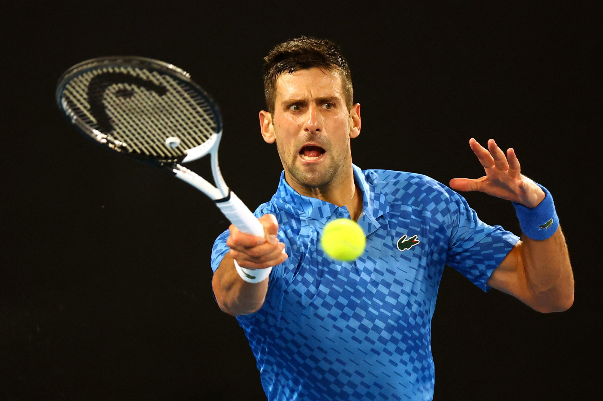 Novak Djokovic lần thứ 10 vào chung kết Úc mở rộng - Ảnh 1. Novak Djokovic lần thứ 10 vào chung kết Úc mở rộng - Ảnh 1.