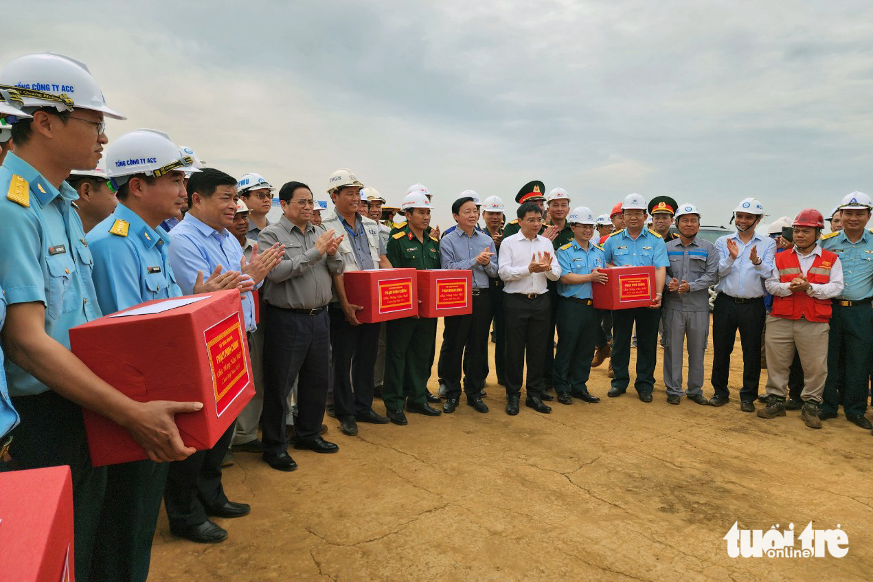 Thủ tướng yêu cầu phải đảm bảo quyền lợi cho người dân nhường đất làm sân bay Long Thành - Ảnh 5.