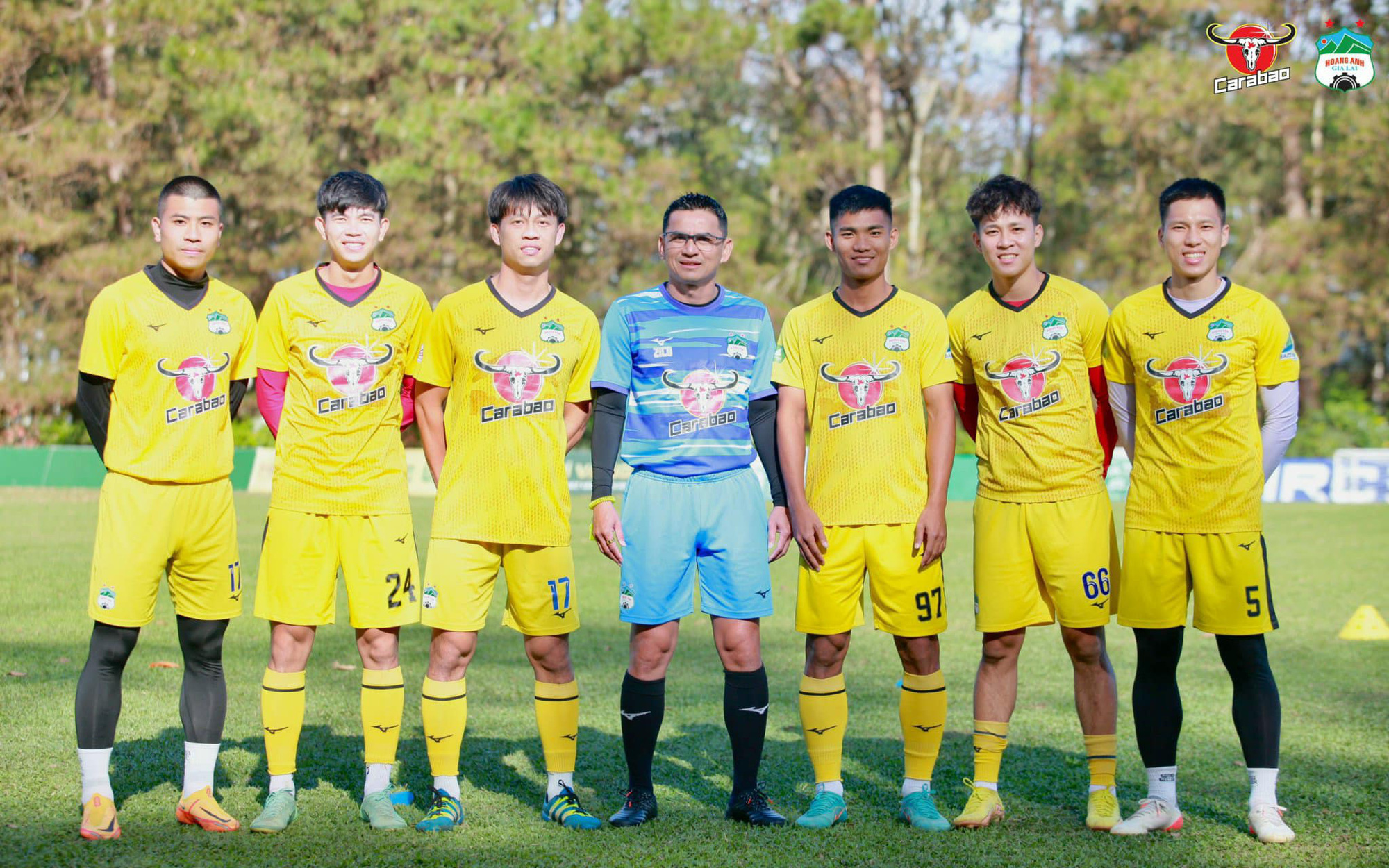 CLB Hoàng Anh Gia Lai để ngỏ khả năng bỏ V-League