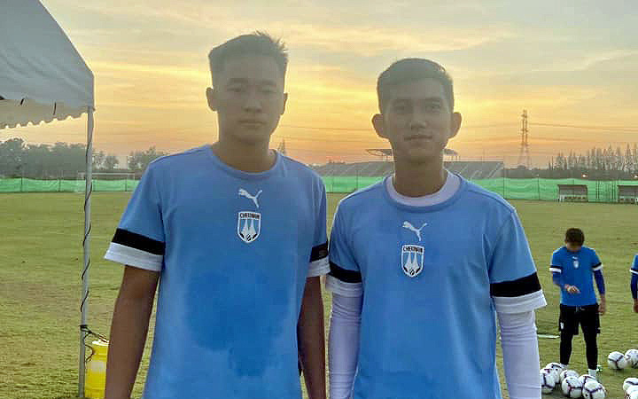 Sau Văn Toàn, Hoàng Anh Gia Lai thêm 2 cầu thủ sang Hàn Quốc đá bóng