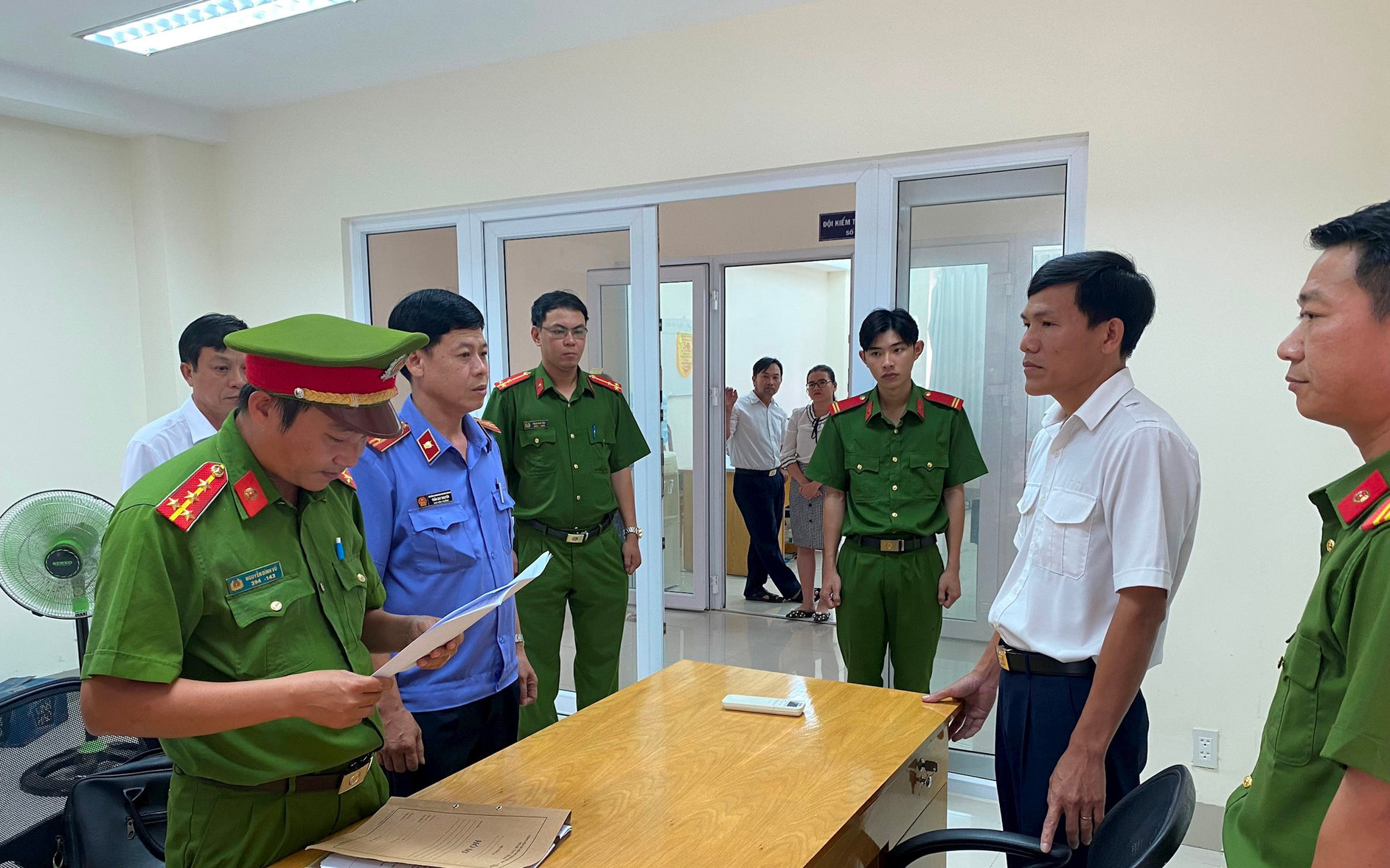 Bình Thuận: Khởi tố thêm nhiều cán bộ huyện, quản lý thị trường, thuế