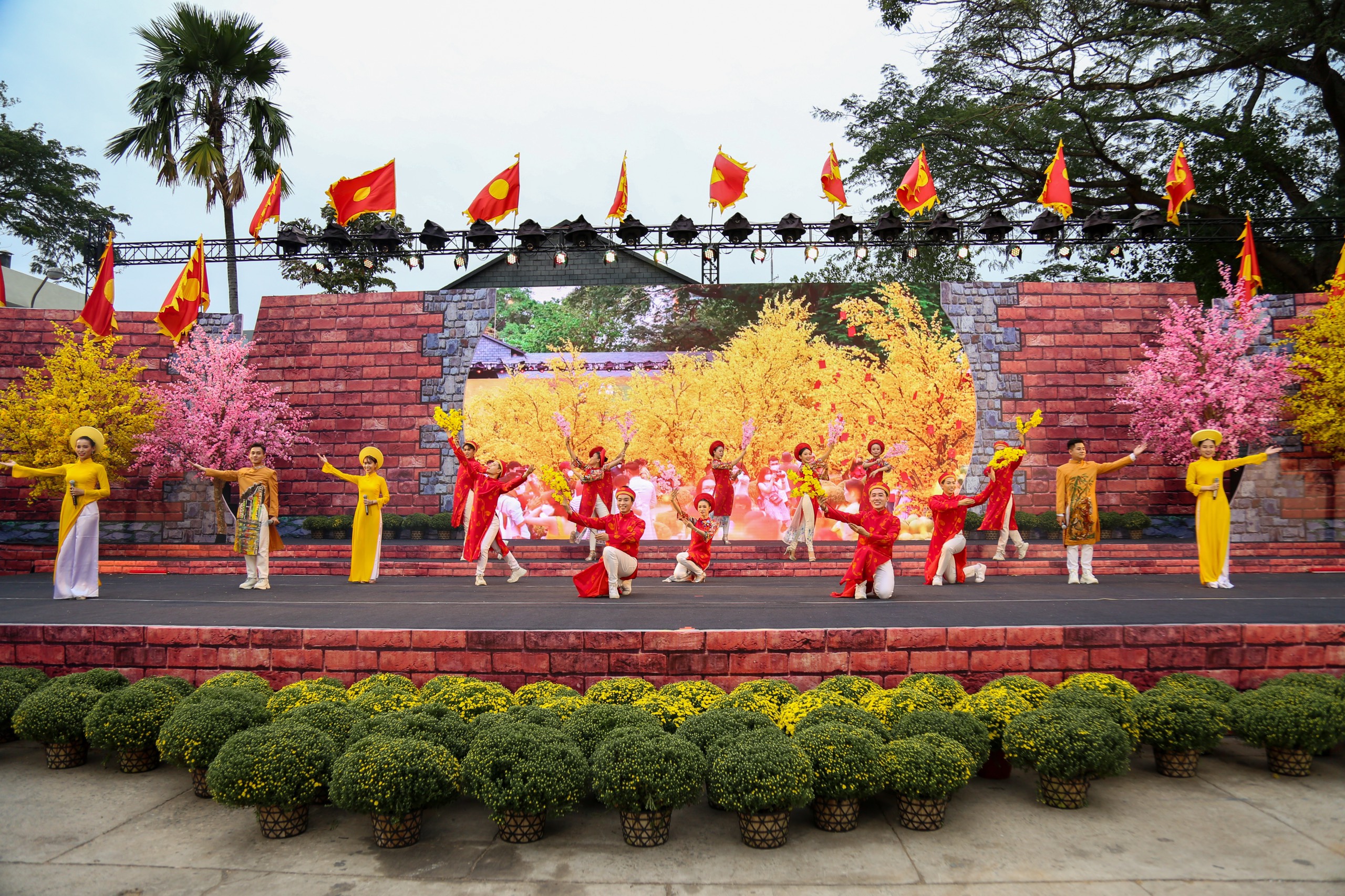 Khai mạc Lễ hội Tết Việt 2023 - Ảnh 1.
