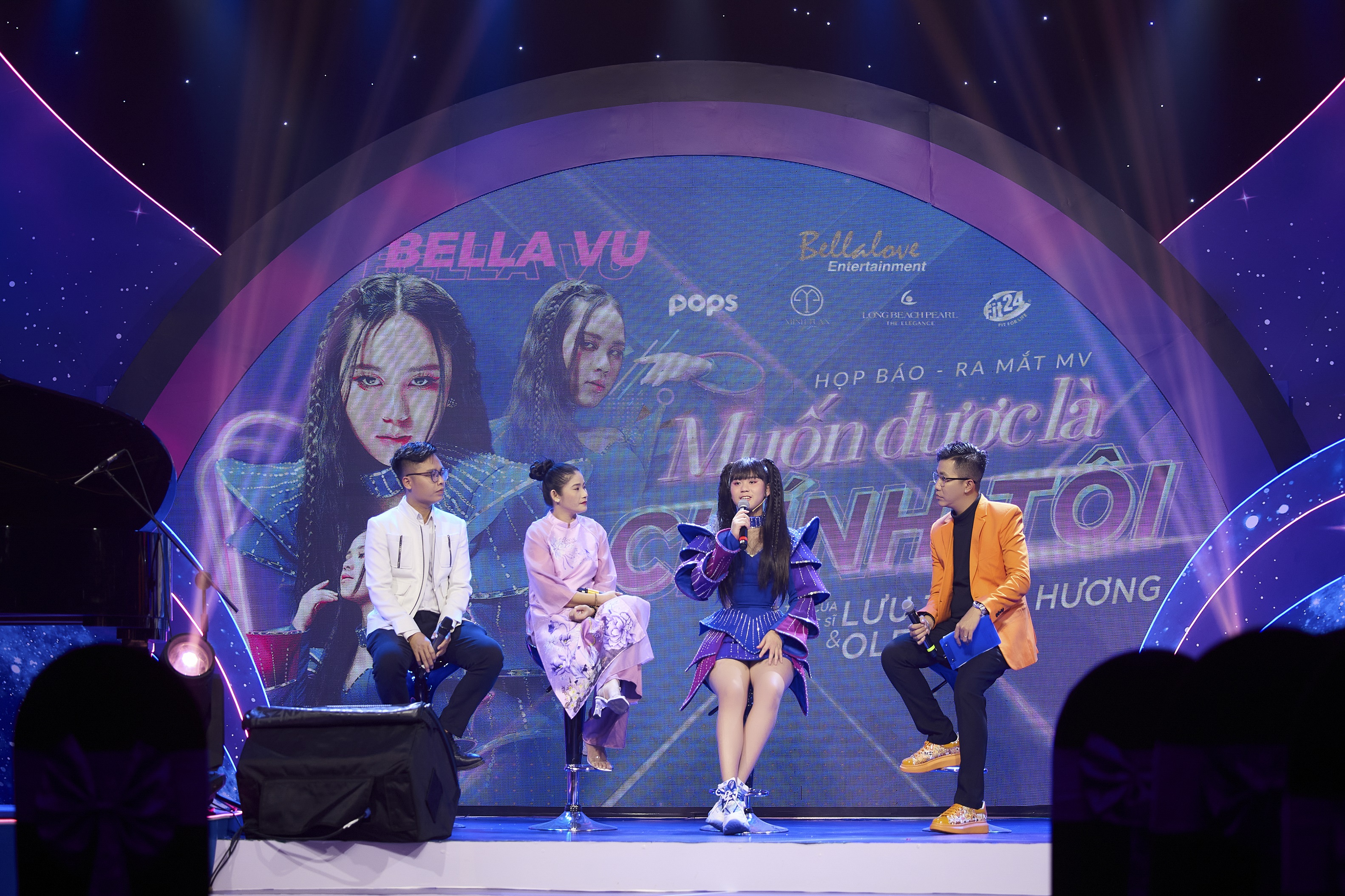 Bella Vũ ước mong Hoa hậu Hoàn vũ sau 5 năm nữa - Ảnh 8. Bella Vũ ước mong Hoa hậu Hoàn vũ sau 5 năm nữa - Ảnh 8.