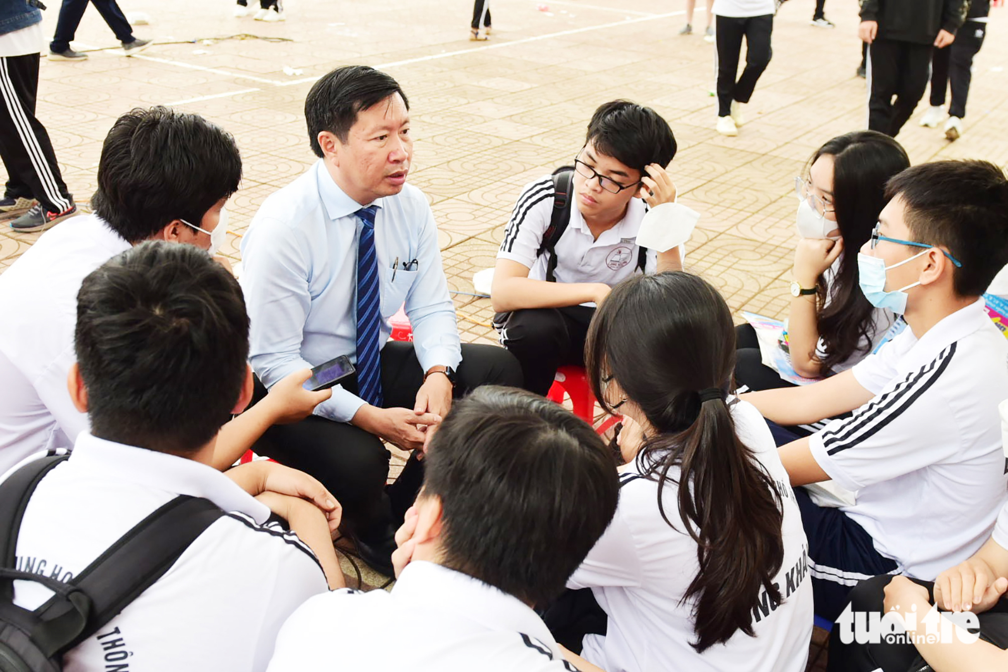 Tư vấn tuyển sinh - hướng nghiệp 2023: Chọn ngành theo bản thân, gia đình, hay xu hướng xã hội? - Ảnh 1. tư vấn tuyển sinh
