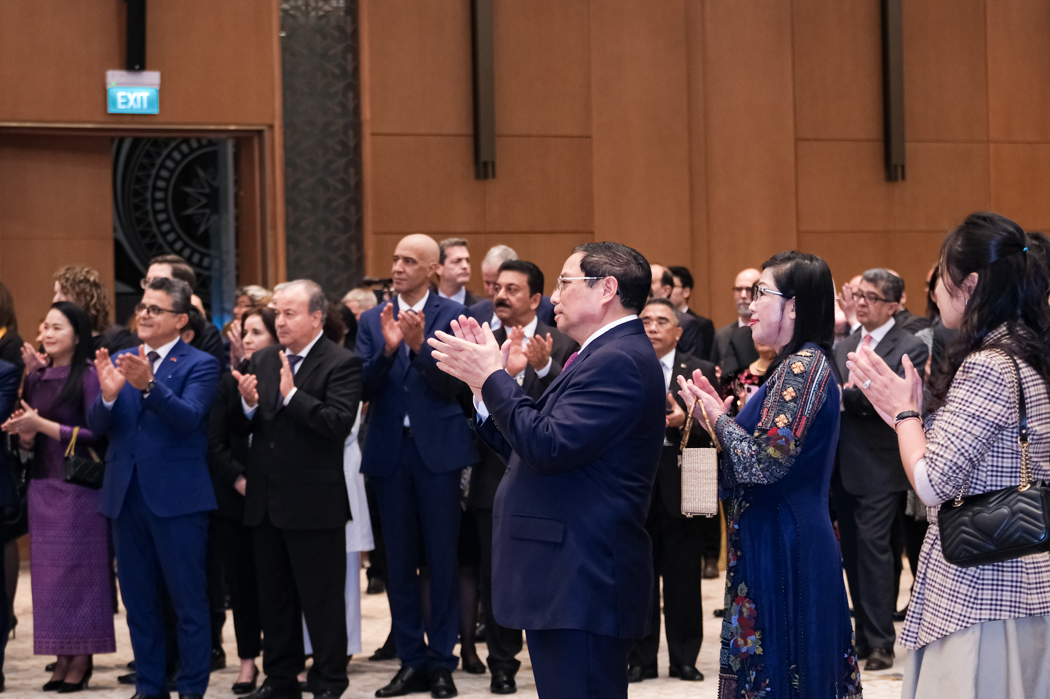 Thủ tướng Phạm Minh Chính và Phu nhân chủ trì tiệc chiêu đãi các nhà ngoại giao - Ảnh 3.