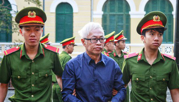Cựu tổng giám đốc DAB Trần Phương Bình bị cáo buộc gây thiệt hại thêm 5,5 ngàn tỉ - Ảnh 1.