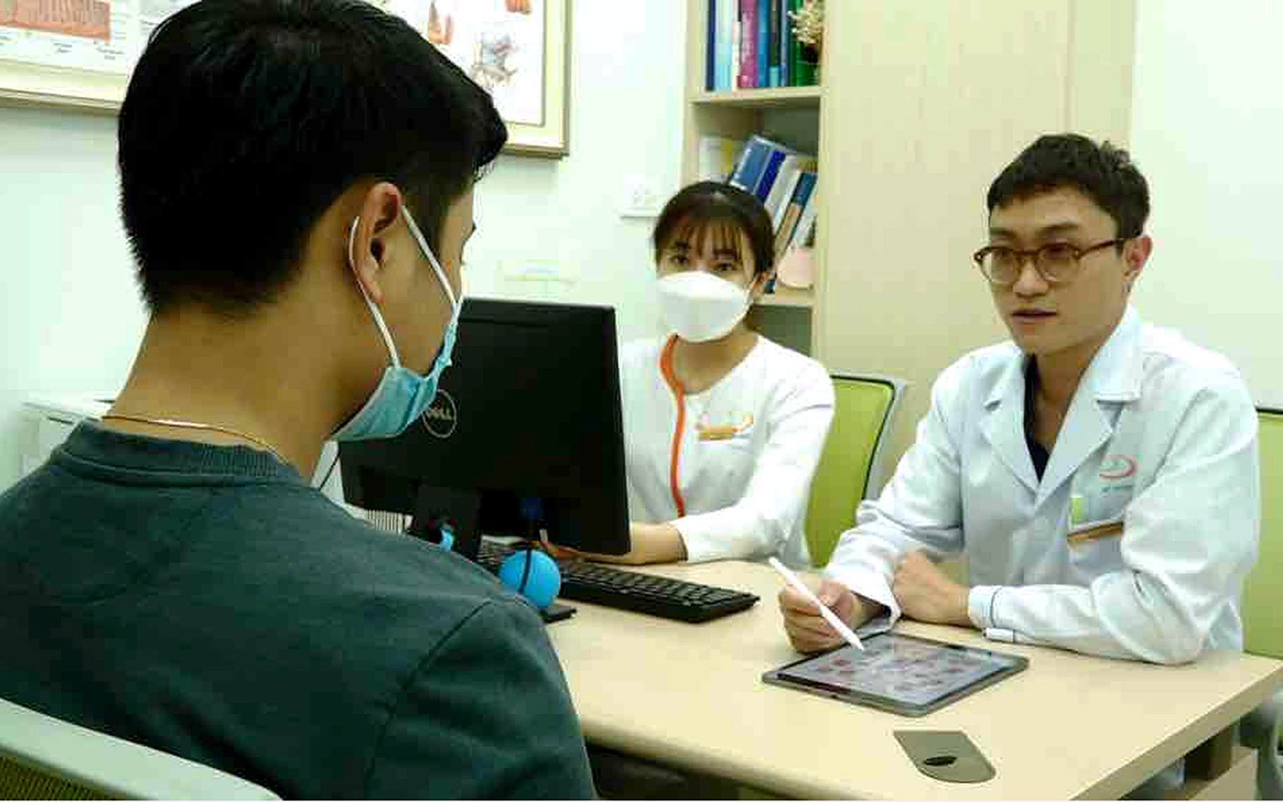 Đề xuất cấm người dân chuyển giới 2 lần trở lên trong đời- Ảnh 3. Cần tư vấn tâm lý trước, trong và sau khi chuyển giới