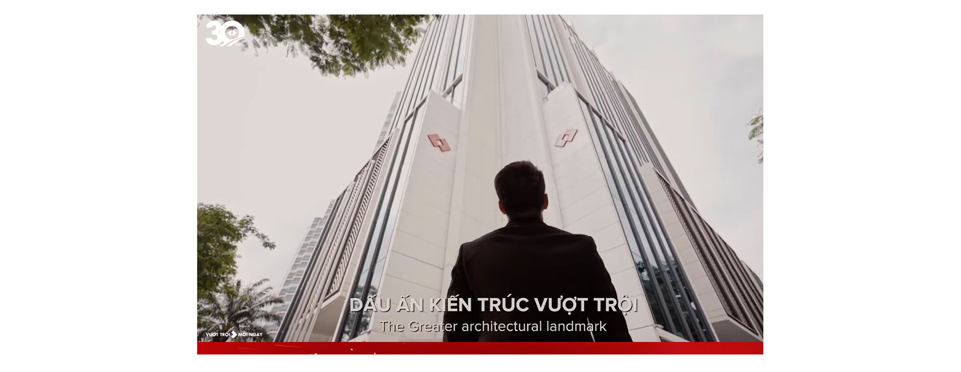 Khai trương 2 tòa nhà Techcombank tại Hà Nội và TP.HCM: Tương lai vượt trội trên nền di sản - Ảnh 1.