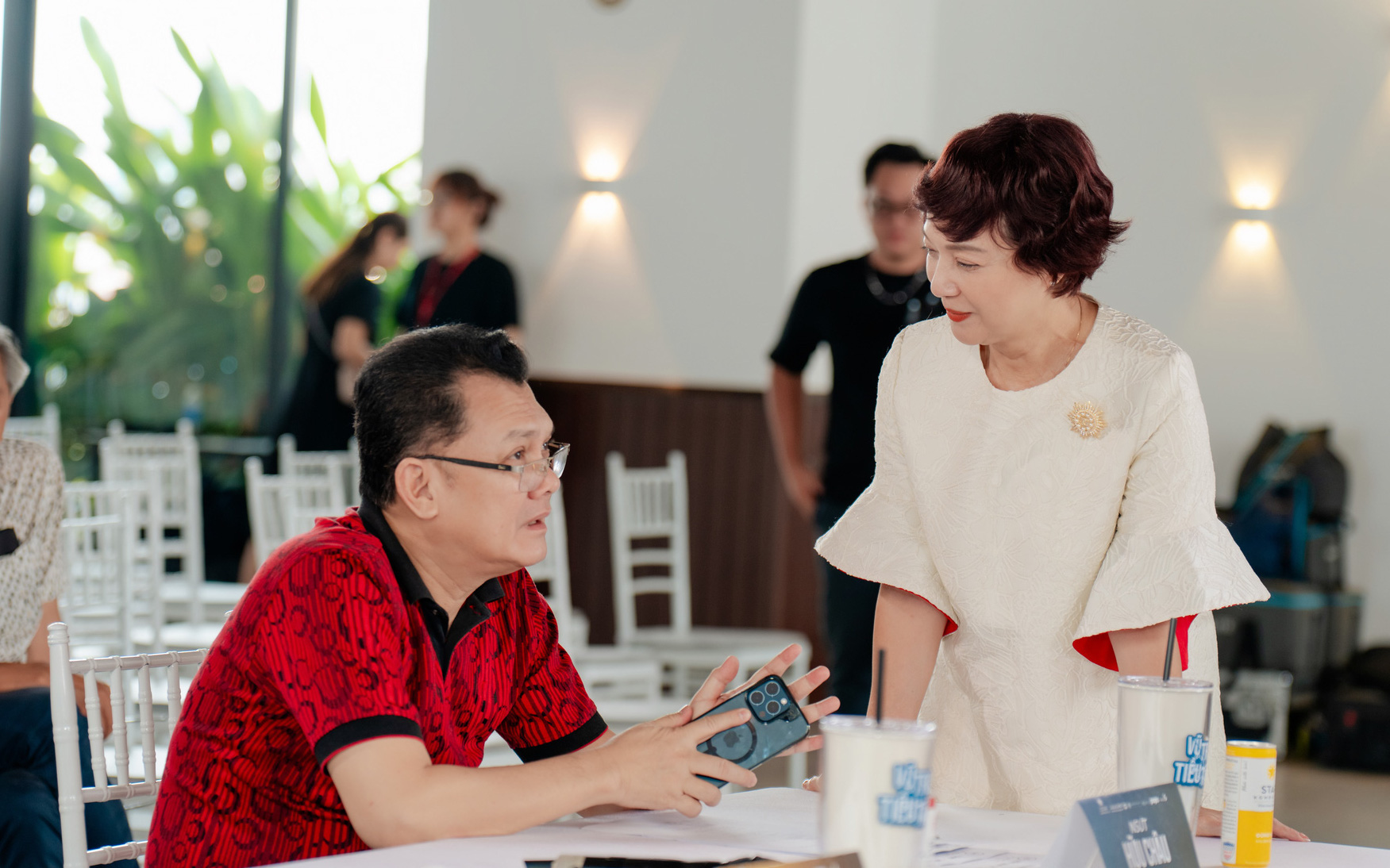 NSƯT Hữu Châu cùng NSND Lê Khanh quyết tâm truy tìm 