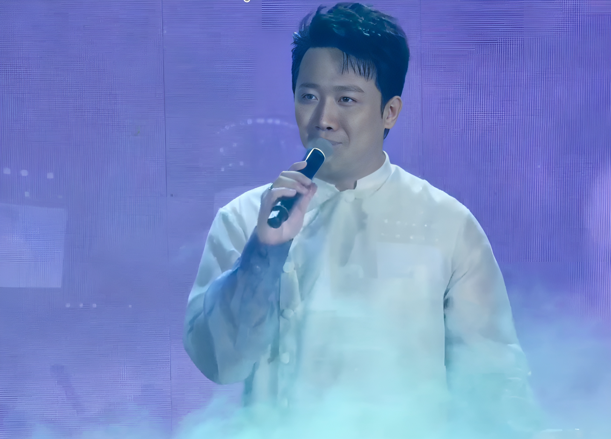 10 月 20 日のエンターテインメント ニュース: トラン・タンが映画のサウンドトラックに合わせて生歌を披露 南部森林地帯