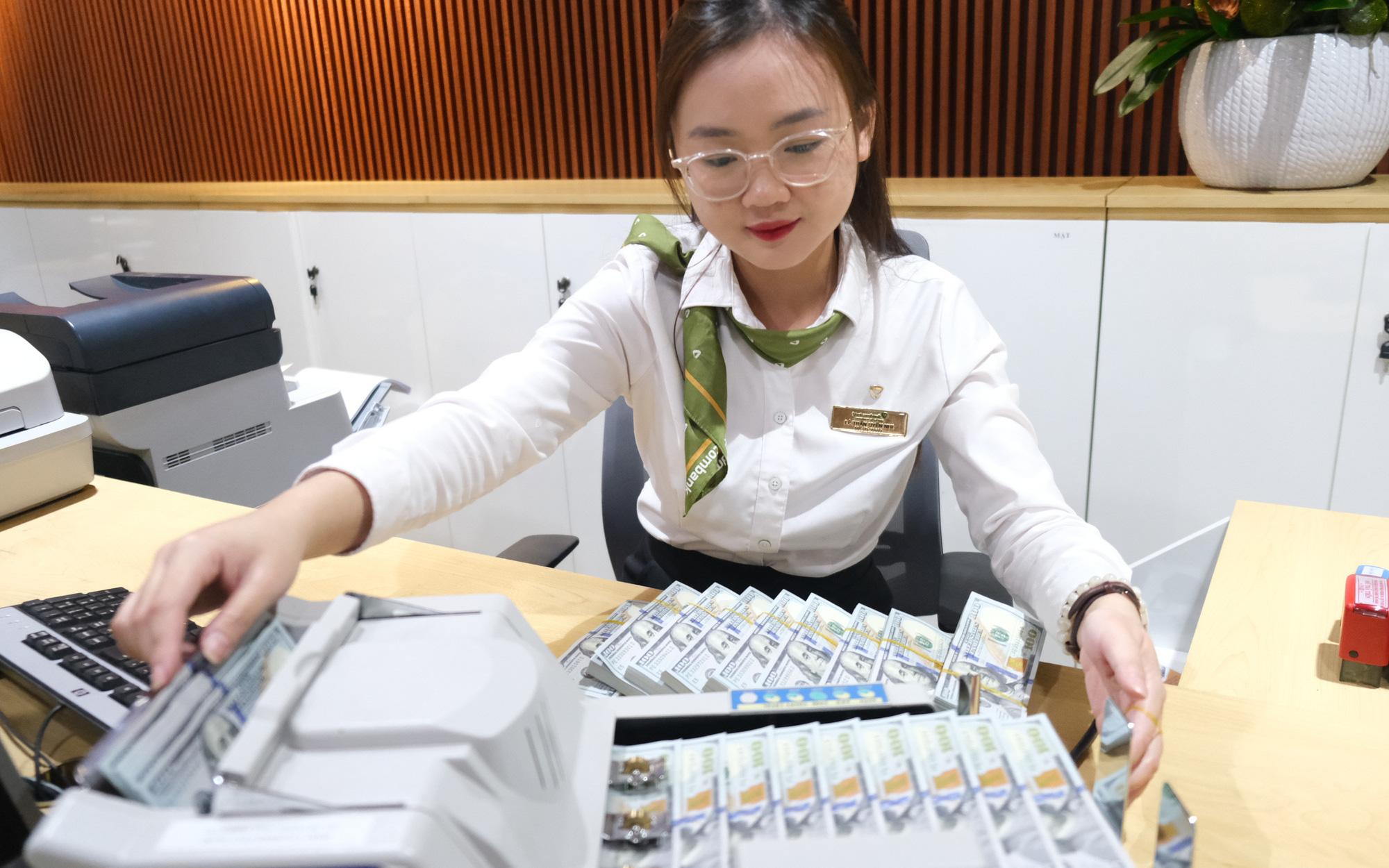 TP.HCM: kiều hối chuyển về trong quý 1 tăng cao nhất trong 3 năm- Ảnh 2. TP.HCM: 9 tháng, kiều hối chuyển về vượt cả năm 2022