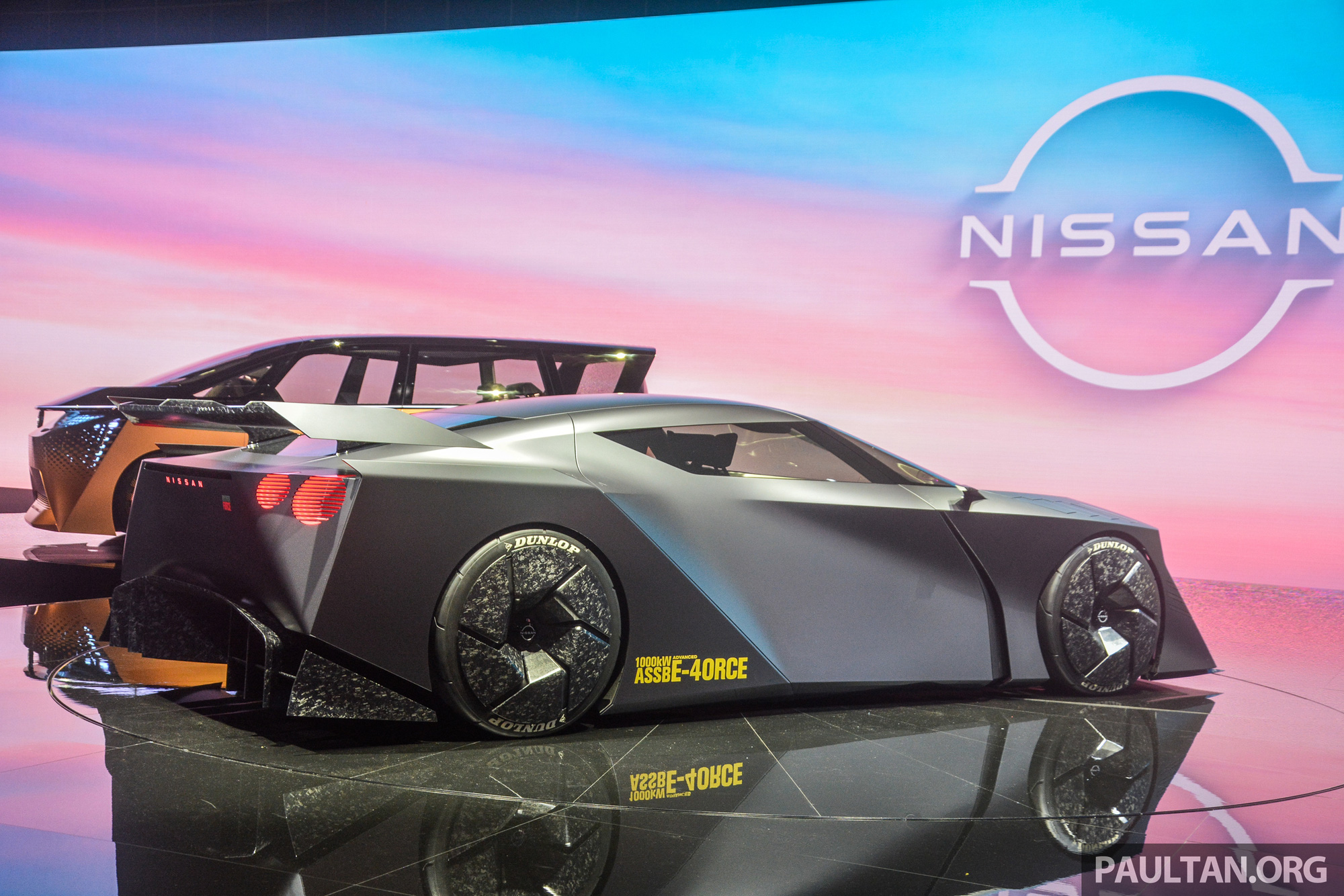 Nissan Hyper Force launch: 1,341 horsepower electric supercar at the Nissan booth - Photo 2. Compared to the GT-R, the Hyper Force has a clear supercar quality - Photo: Poulton
