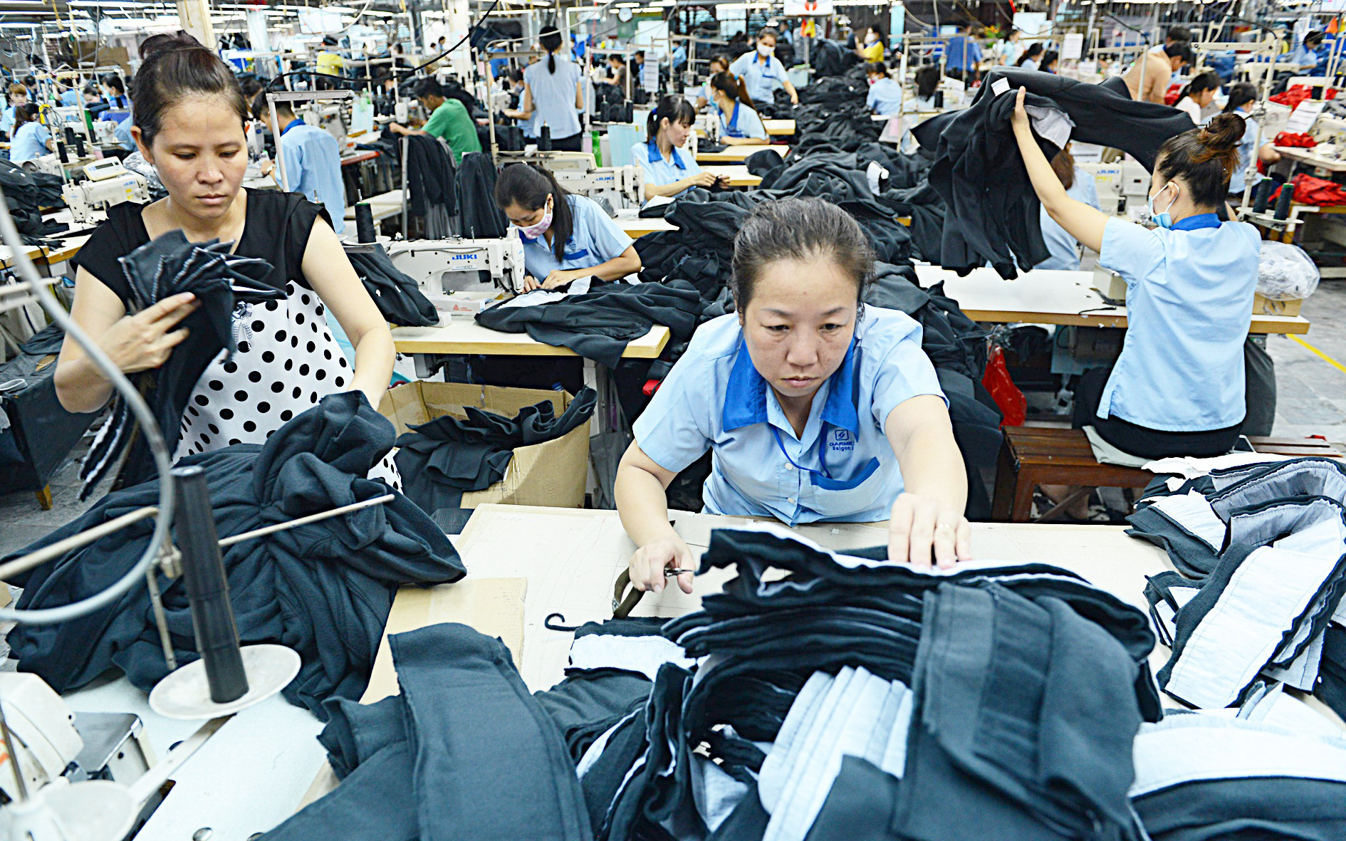 Đơn hàng dệt may tăng nhưng nỗi lo chưa giảm- Ảnh 3. Khó khăn vẫn bủa vây ngành dệt may