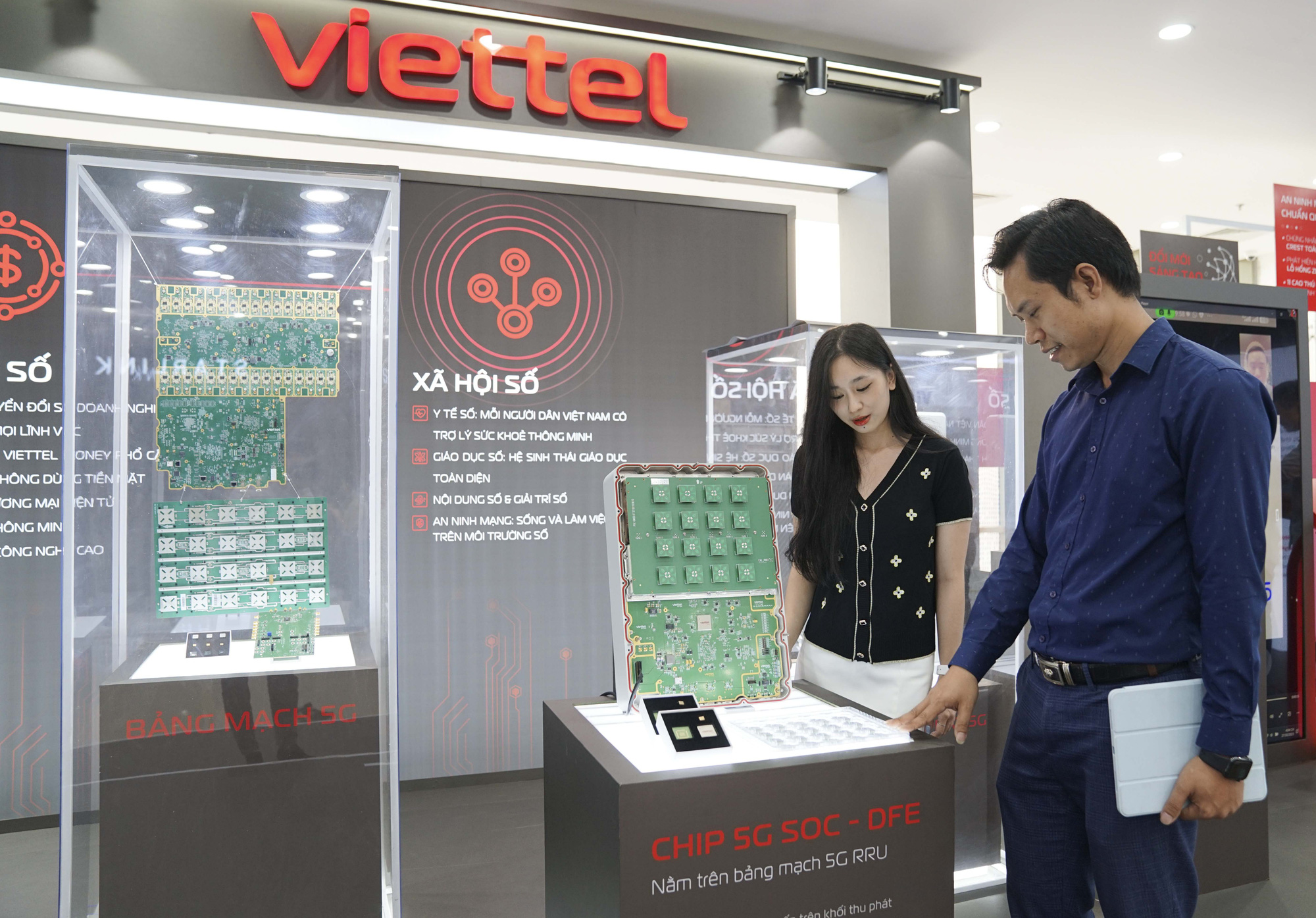Những thiết bị 5G do Viettel sản xuất ứng dụng các công nghệ mới nhất, đạt các tiêu chuẩn của thế giới