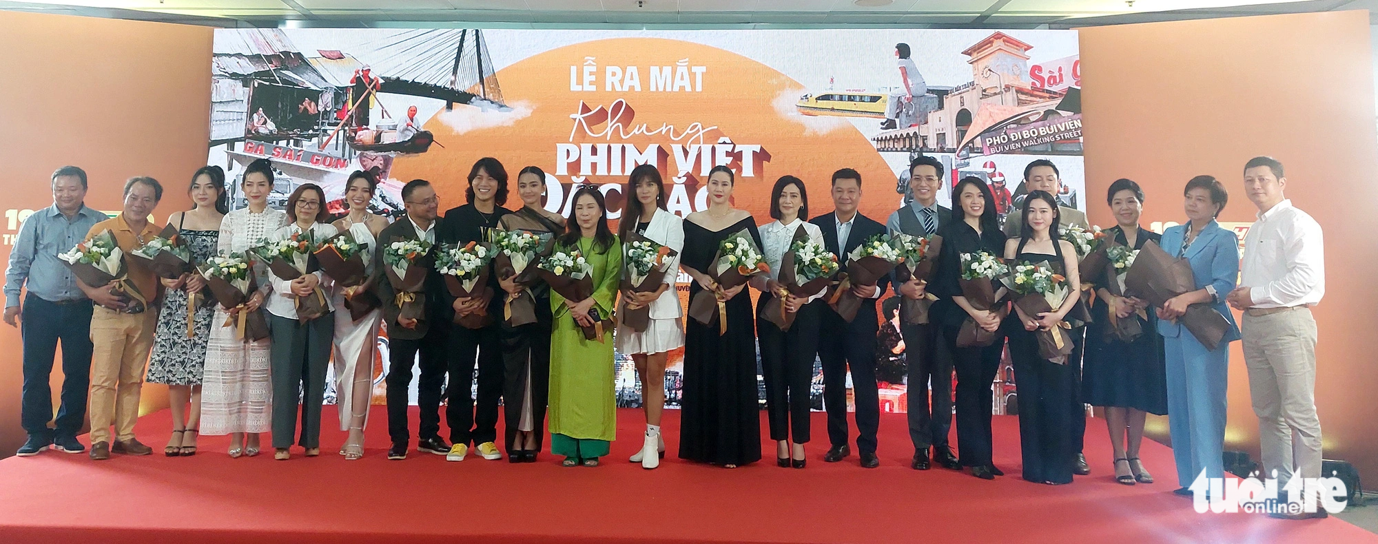 Lễ ra mắt Phim Việt đặc sắc có sự tham gia của nhiều nghệ sĩ - Ảnh: HOÀNG LÊ