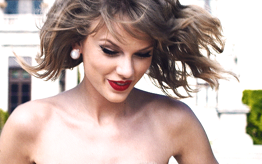 Phim Taylor Swift thu 100 triệu USD dù chưa ra rạp