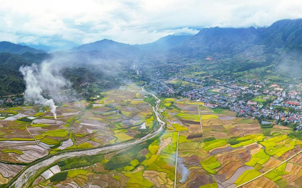 Lai Châu và Bình Định hợp tác phát triển du lịch- Ảnh 2. Du lịch Lai Châu phục hồi mạnh mẽ, cán mốc 1 triệu lượt khách