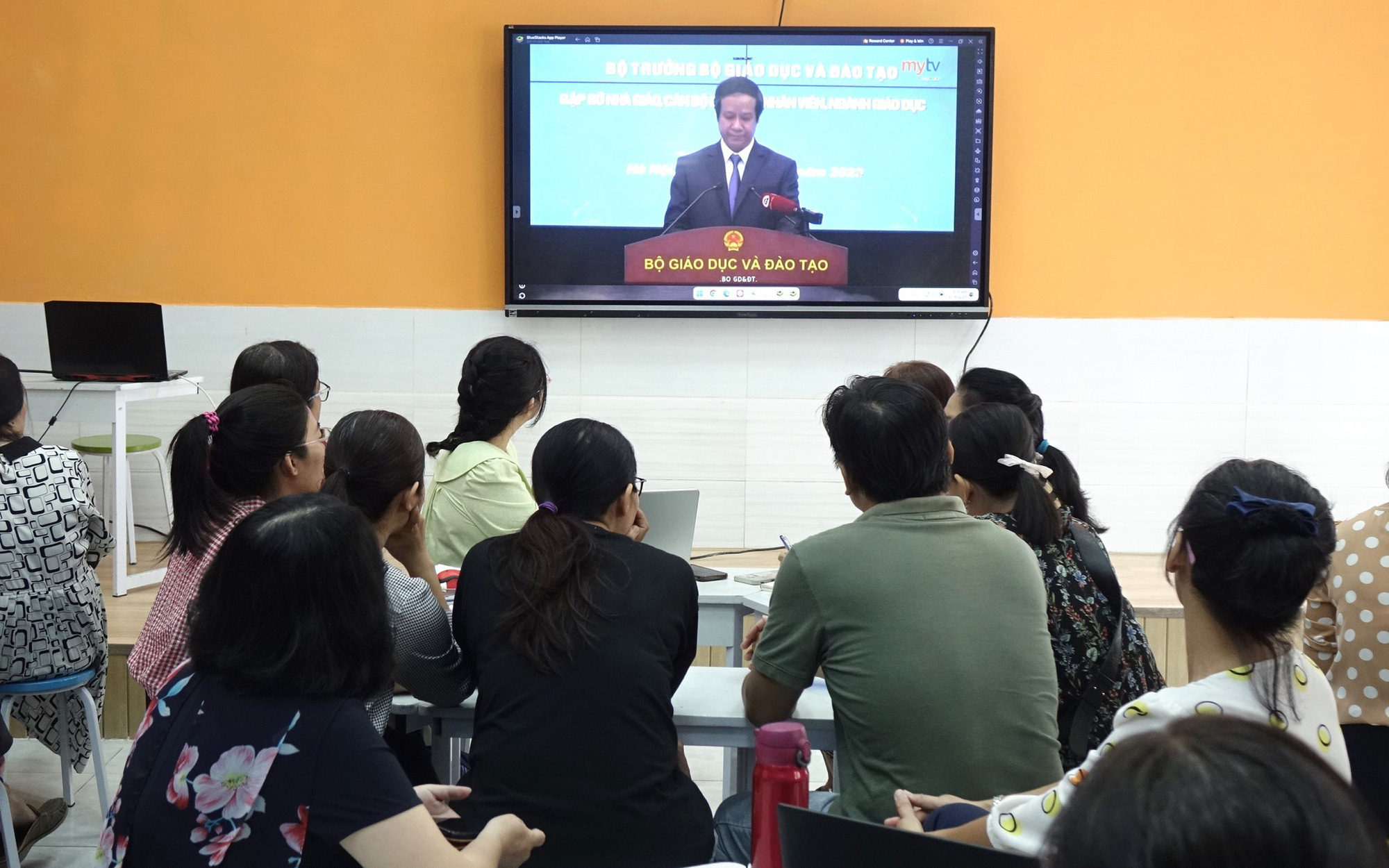 TP.HCM vinh danh 50 nhà giáo tiêu biểu- Ảnh 5. Nhà giáo: Thanh cao nên phải thanh đạm?