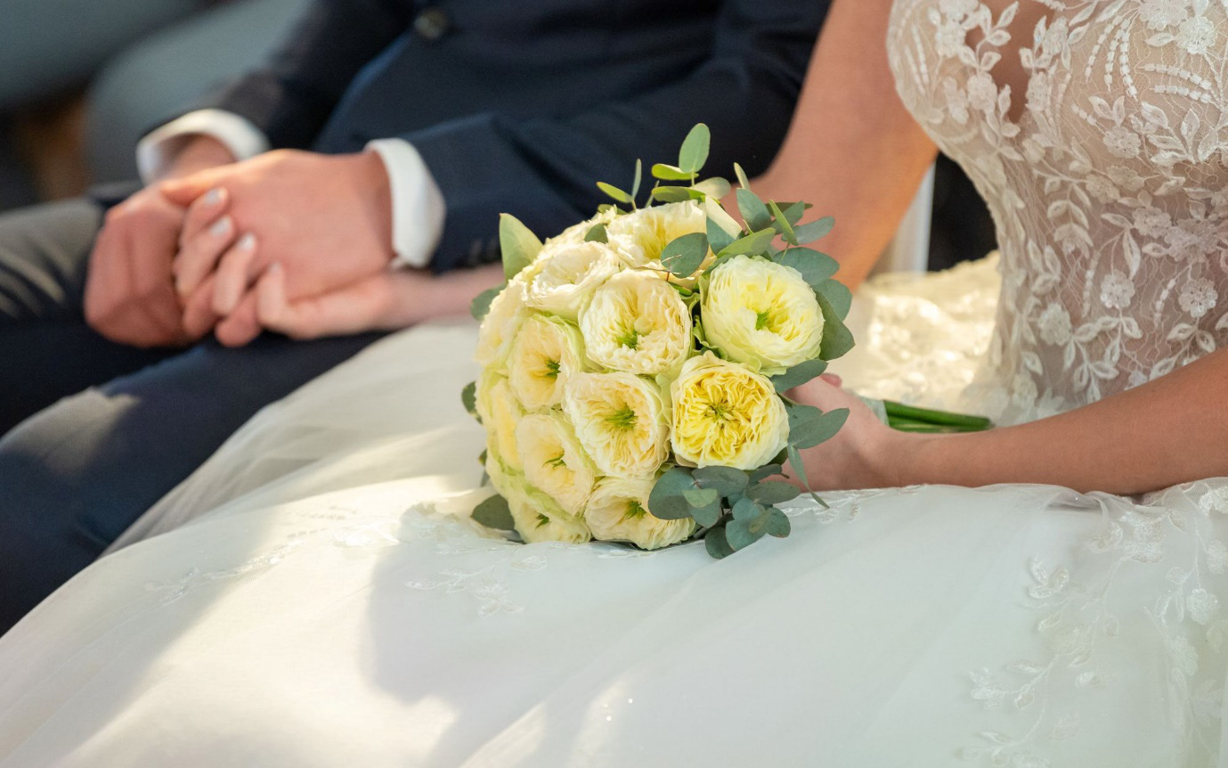 Dịch vụ giúp tiêu hủy ảnh cưới hút khách mọi miền- Ảnh 9. Dịch vụ hủy ảnh cưới cho các cặp ly hôn đang hút khách tại Trung Quốc