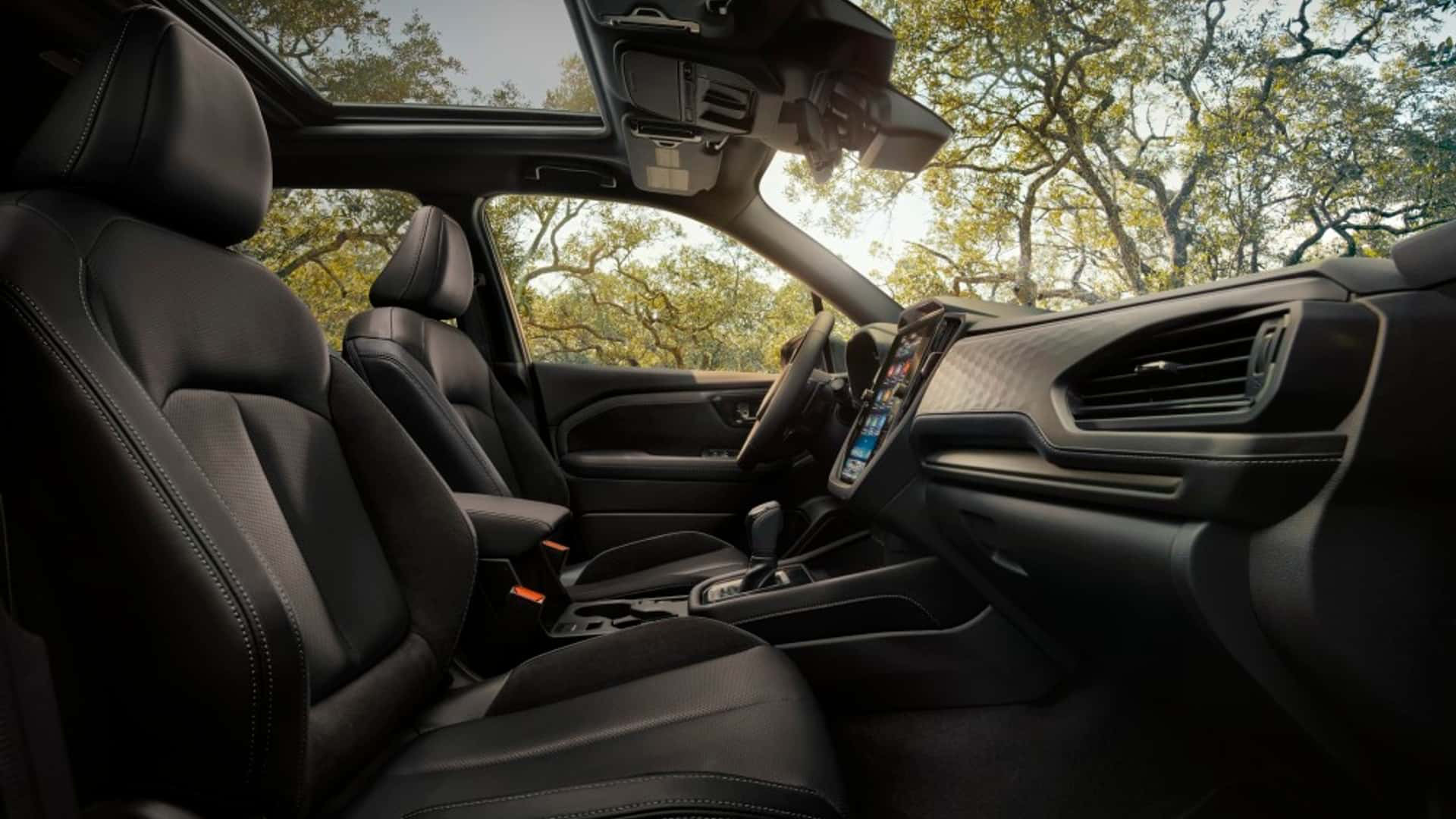 Subaru Forester 2025: A hybrid version is being added, worth the wait, controversial design - Photo 14. Subaru Forester 2025: A hybrid version is being added, worth the wait, controversial design - Photo 14.