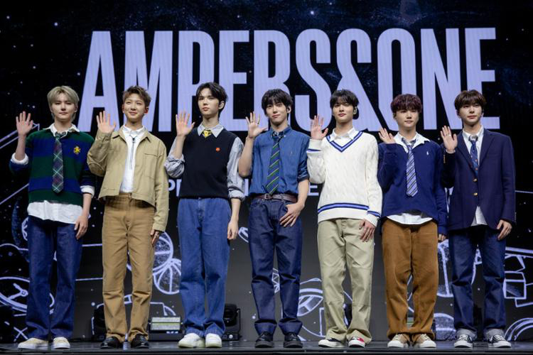 tin tức - Nhóm K-pop AMPERS&ONE ra mắt, quá nửa quốc tịch nước ngoài | VOZ