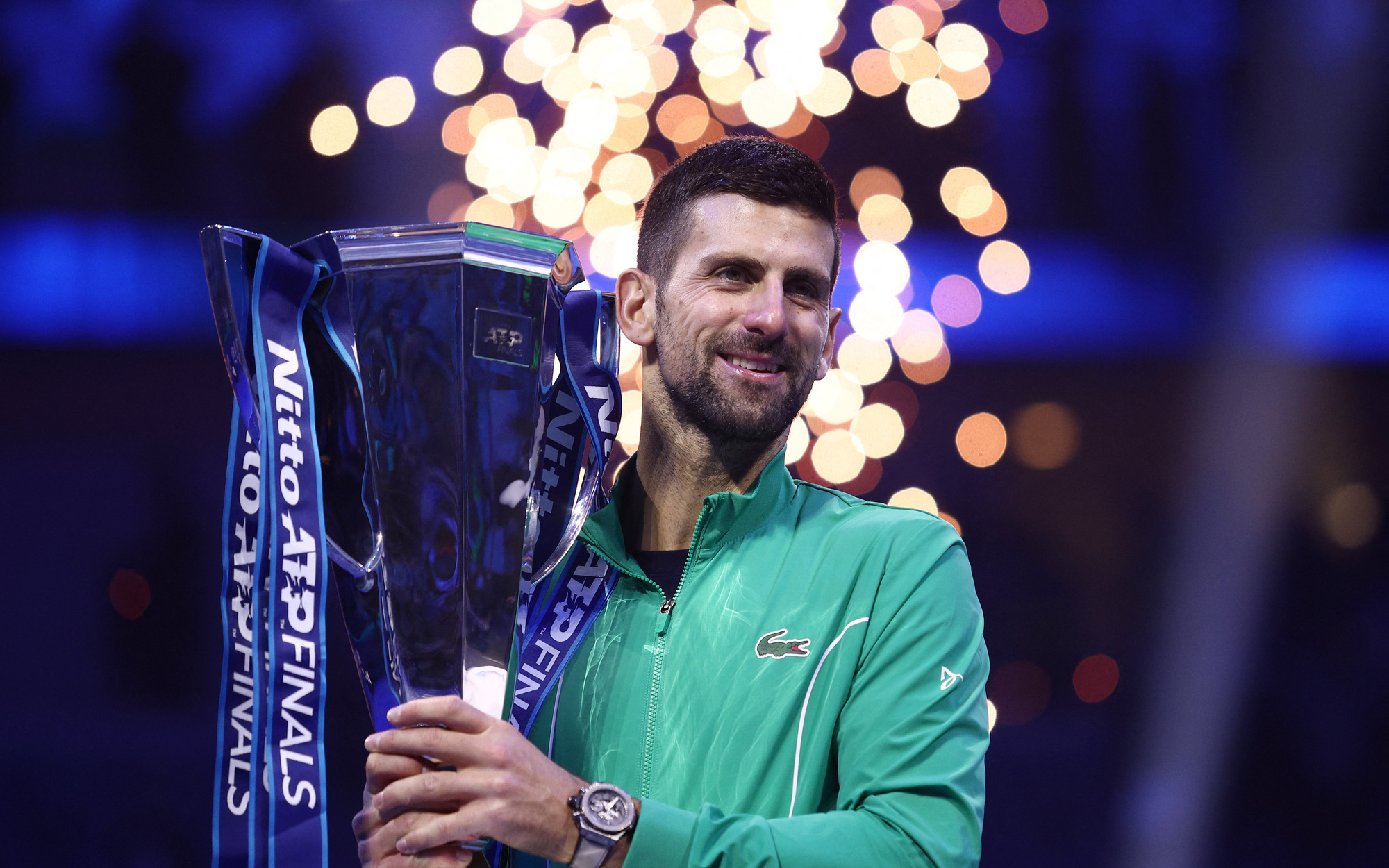 Tin tức thể thao sáng 26-11: Sinner hạ Djokovic đưa Ý vào chung kết Davis Cup; Arsenal lên đầu bảng- Ảnh 4. Lần thứ 7 vô địch ATP Finals, Djokovic vượt mặt Federer
