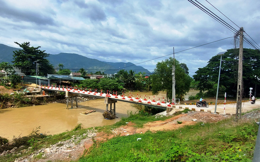 Công an tỉnh Khánh Hòa được đầu tư hệ thống camera giám sát cả ngày đêm- Ảnh 2. Khánh Hòa cho lắp đặt camera giám sát xả nước tại 8 hồ