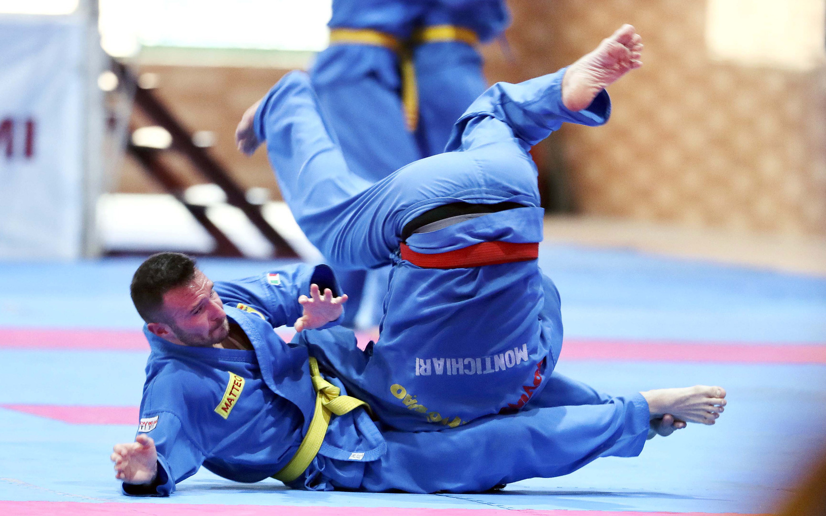 Việt Nam giành 5/10 HCV ở ngày đầu tiên Giải vô địch vovinam thế giới- Ảnh 3. Vận động viên quốc tế làm nóng Giải vô địch vovinam thế giới tại Việt Nam