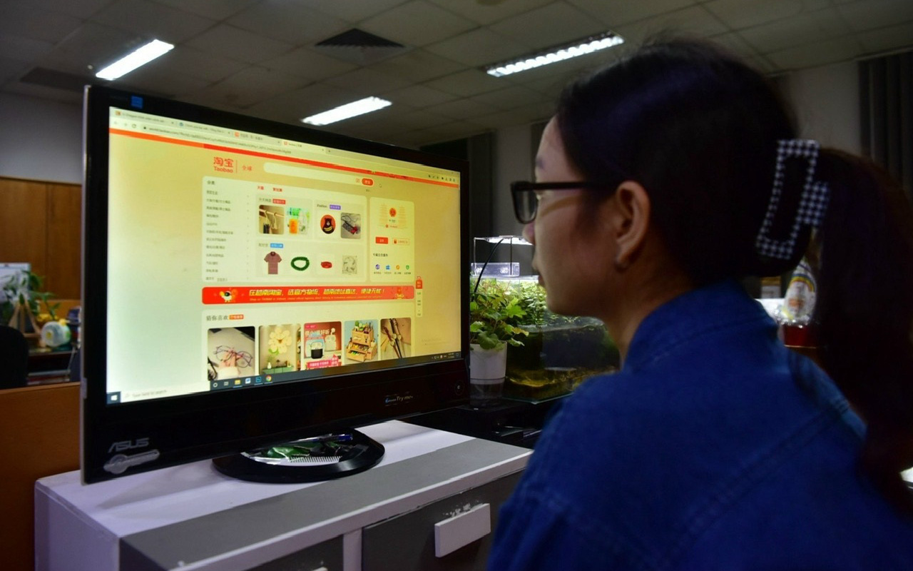 Chi phí logistics cao, hàng Việt gặp khó - Ảnh 2.