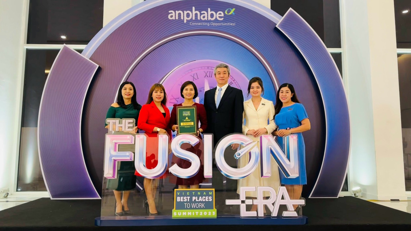 Hau Giang Pharmaceutical は、ベトナムの職場トップ 100 内でのランキングを上げました - 写真 2。 Hau Giang Pharmaceutical は、ベトナムの職場トップ 100 内でのランキングを上げました - 写真 2。