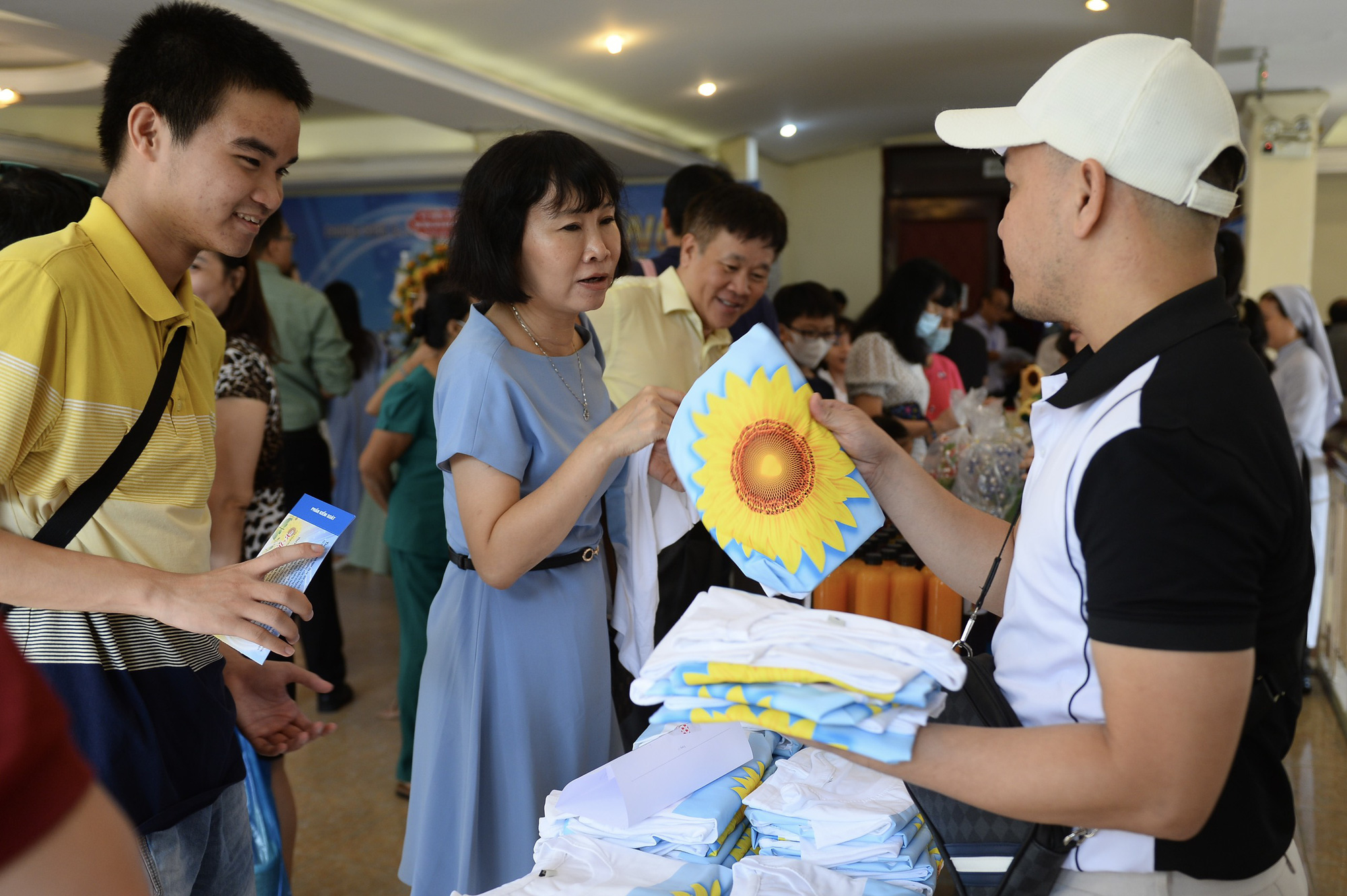 Âm nhạc là ánh sáng từ trái tim của người mù- Ảnh 5. Âm nhạc là ánh sáng từ trái tim của người mù- Ảnh 5.