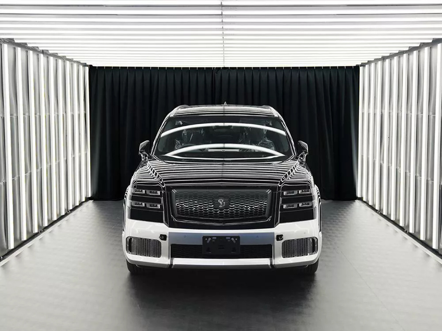 Đỉnh cao sản xuất Toyota Century SUV: Siết bu lông cũng lâu gấp 12 lần xe thường- Ảnh 7. Đỉnh cao sản xuất Toyota Century SUV: Siết bu lông cũng lâu gấp 12 lần xe thường- Ảnh 7.