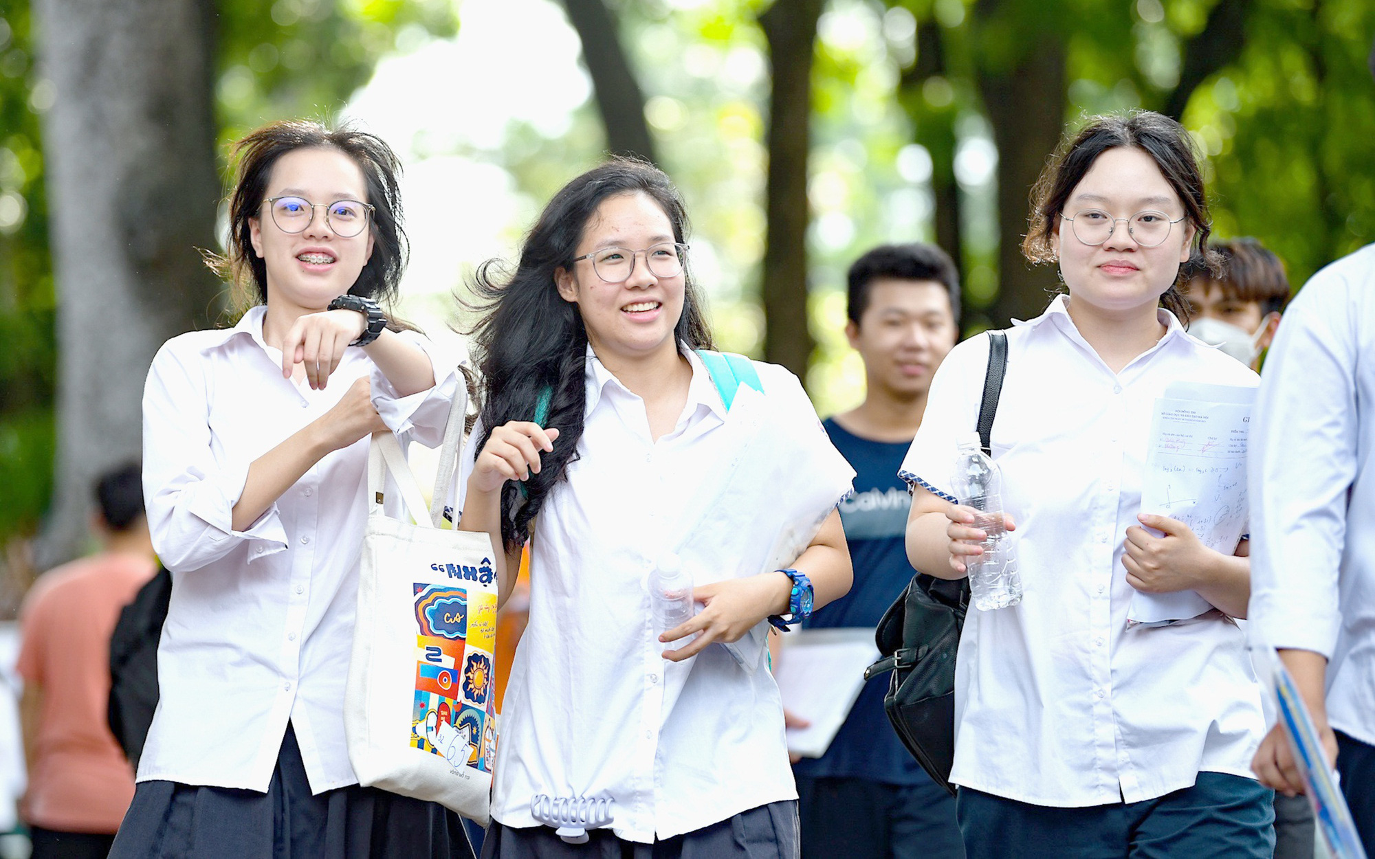 Học sinh sẽ chủ động học tiếng Anh nếu có động lực- Ảnh 2. Xôn xao khi ngoại ngữ thành môn thi tự chọn: Bộ Giáo dục và Đào tạo nói gì?