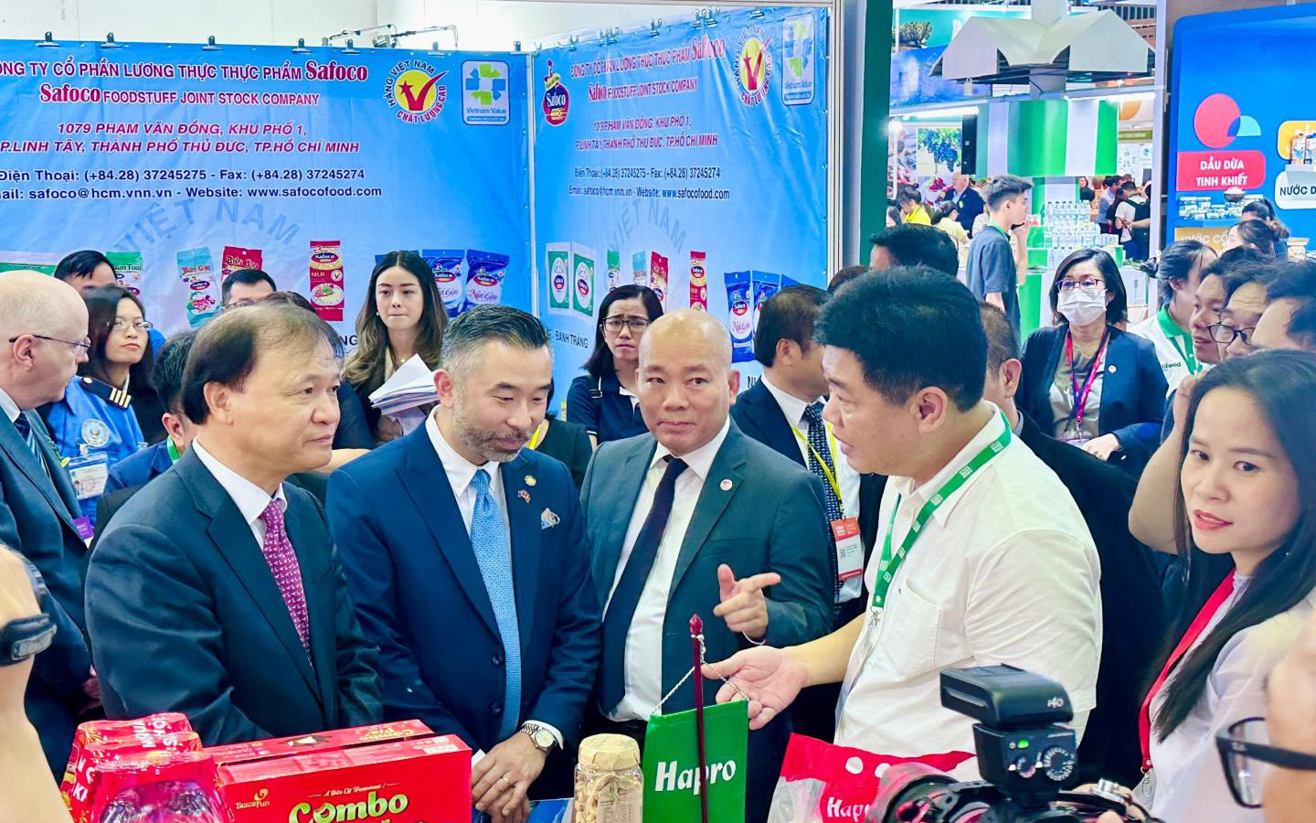 Xét chọn các thương hiệu quốc gia Việt Nam 2024- Ảnh 7. Vietnam Foodexpo: Nâng tầm sản phẩm thực phẩm mang thương hiệu quốc gia