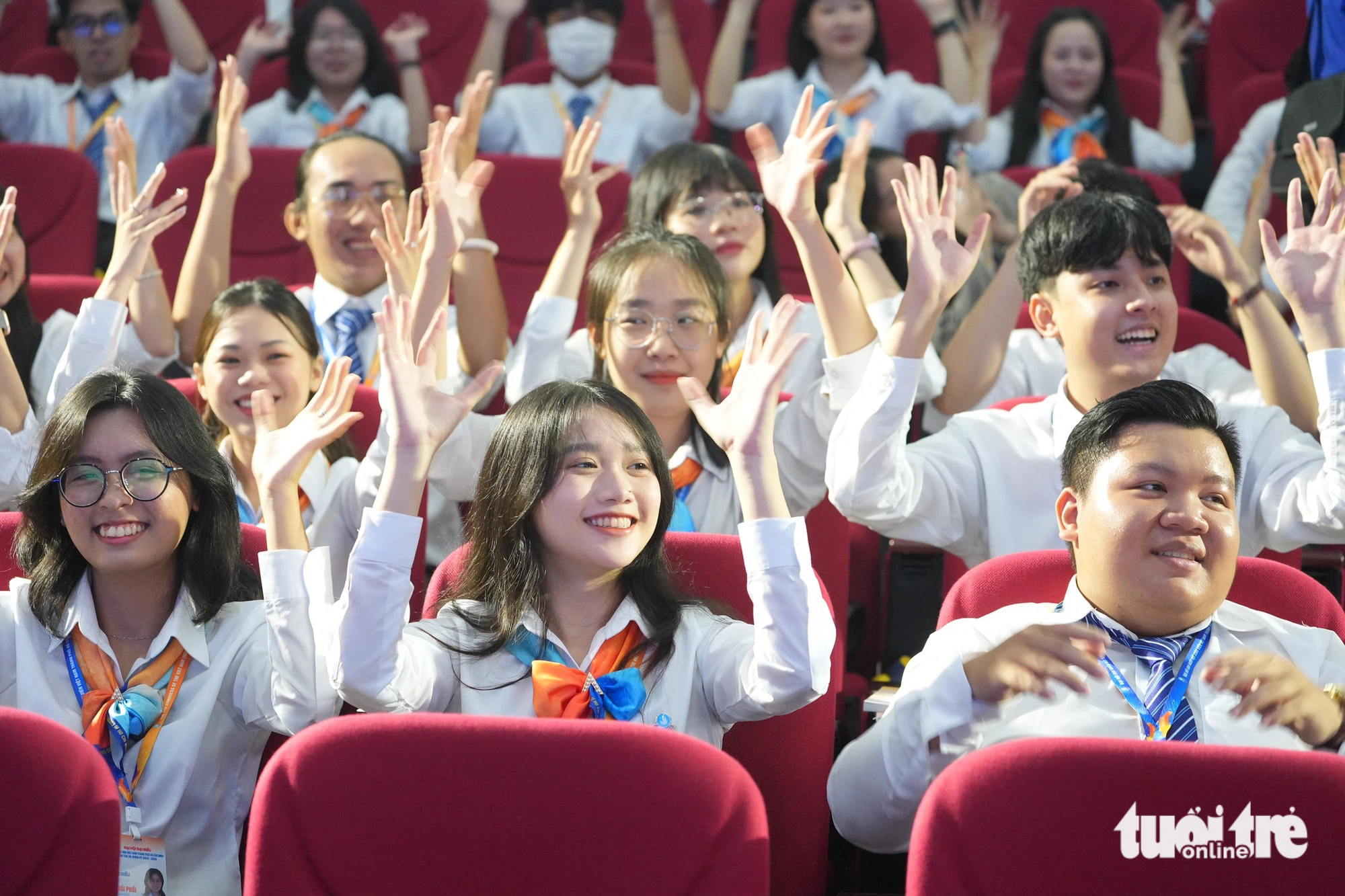Joyful atmosphere at the opening session of the 7th Congress of the Vietnamese Student Union in Ho Chi Minh City on the morning of November 4 - Photo: Huế Hanh